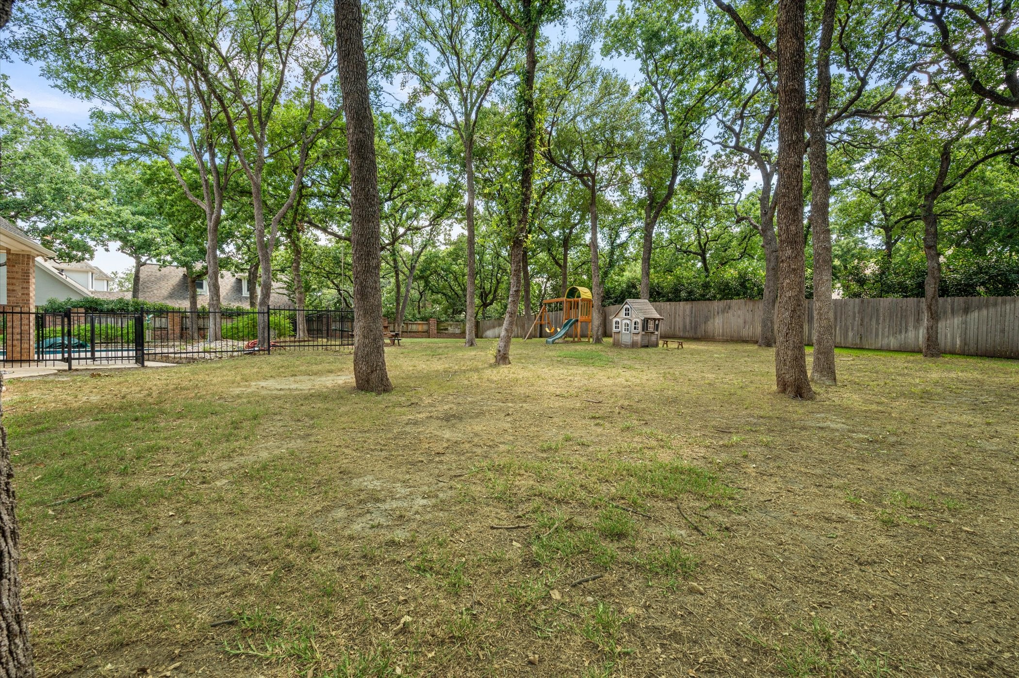 1004 Chimney Hill Trail