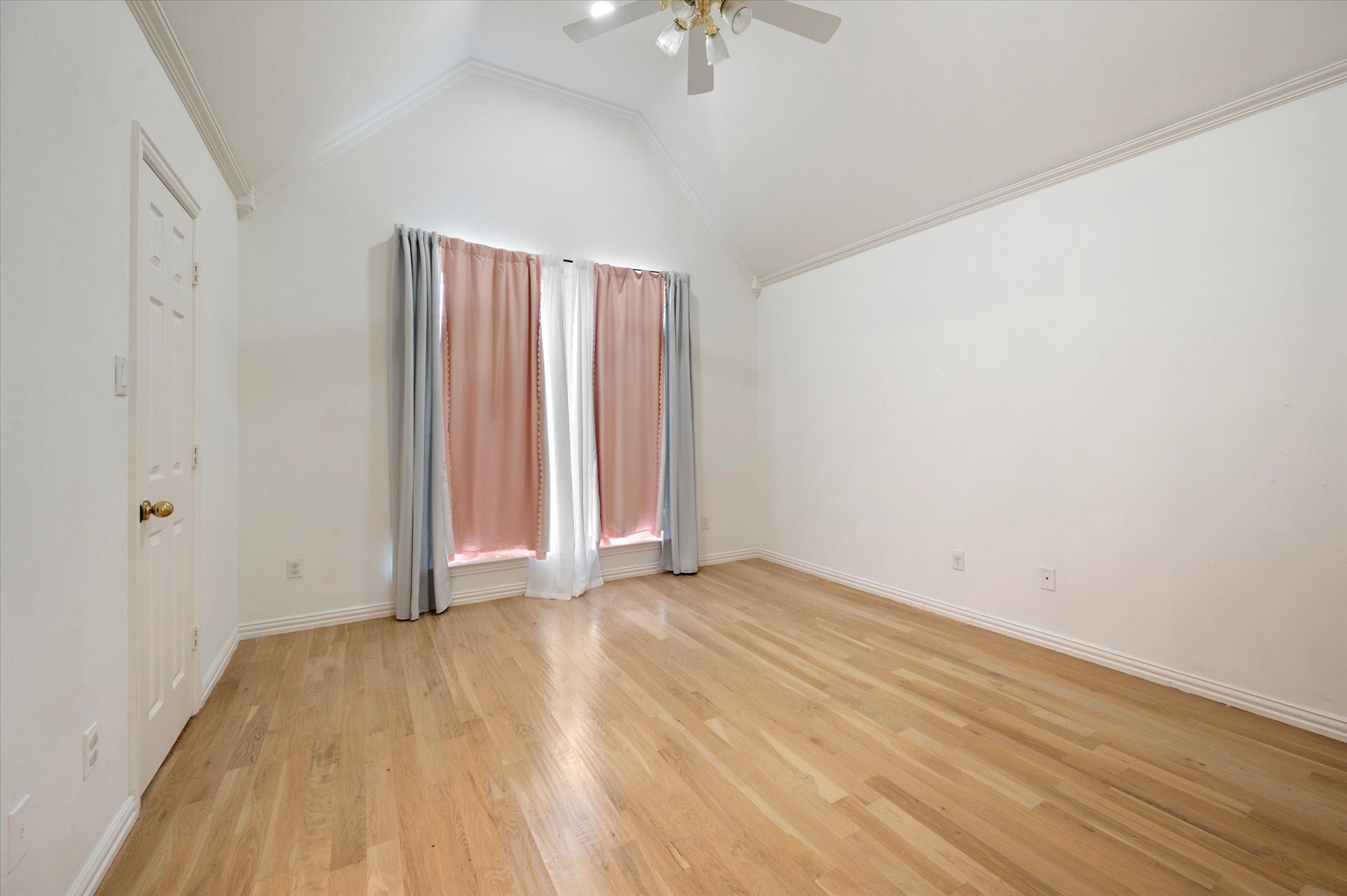1004 Chimney Hill Trail