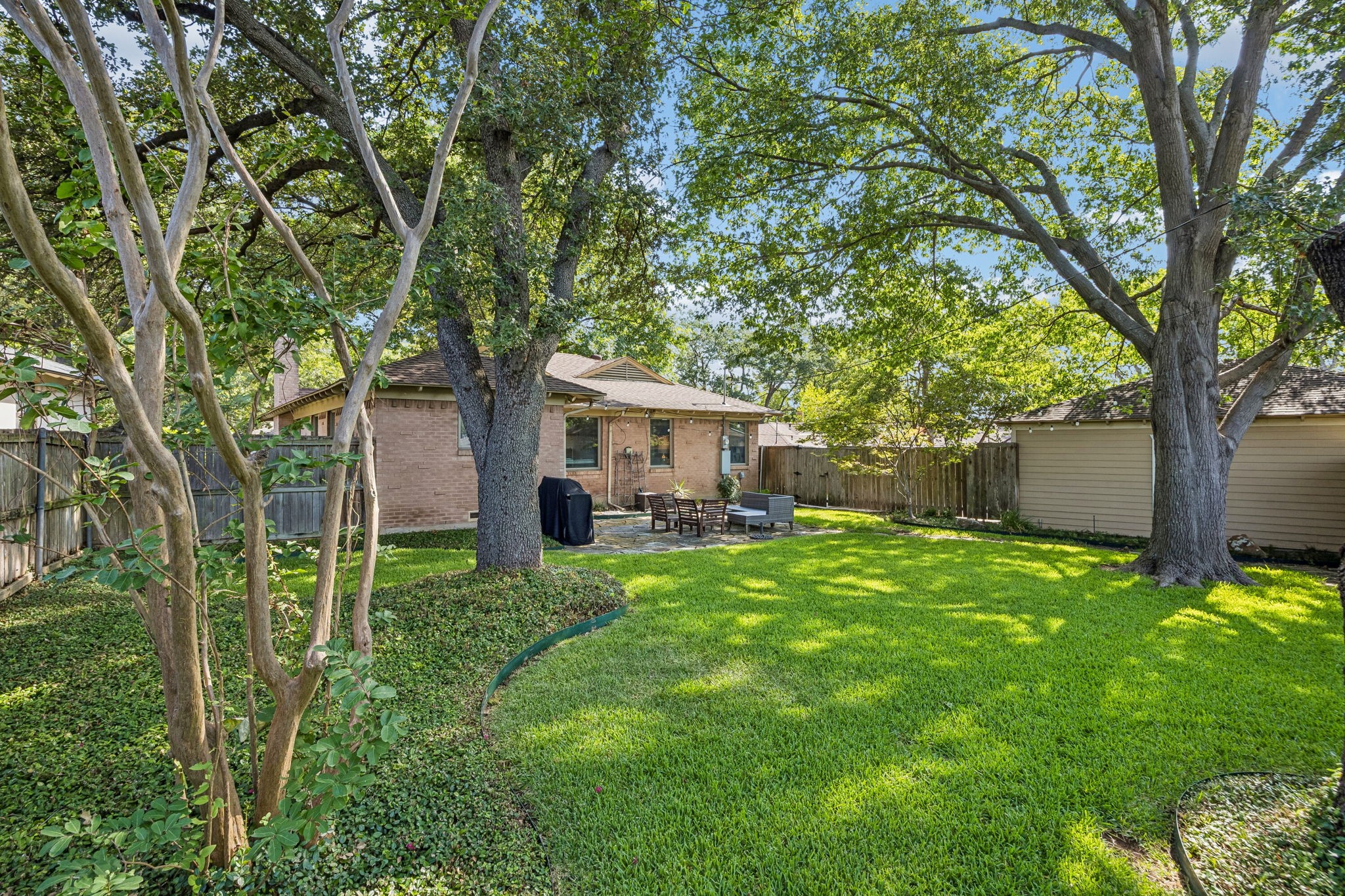 809 Brookhurst Drive