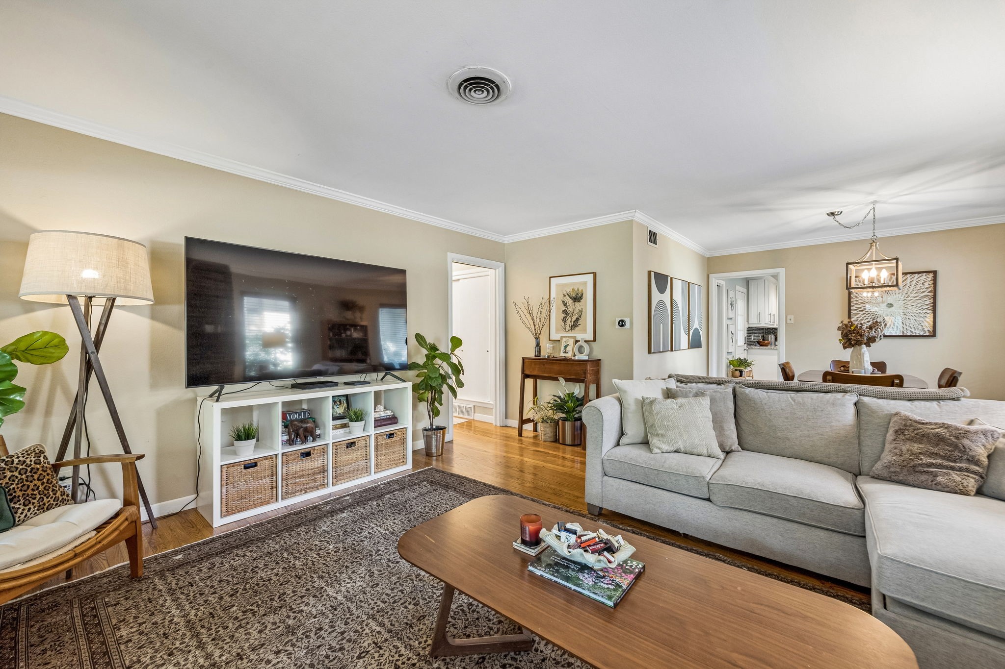 809 Brookhurst Drive