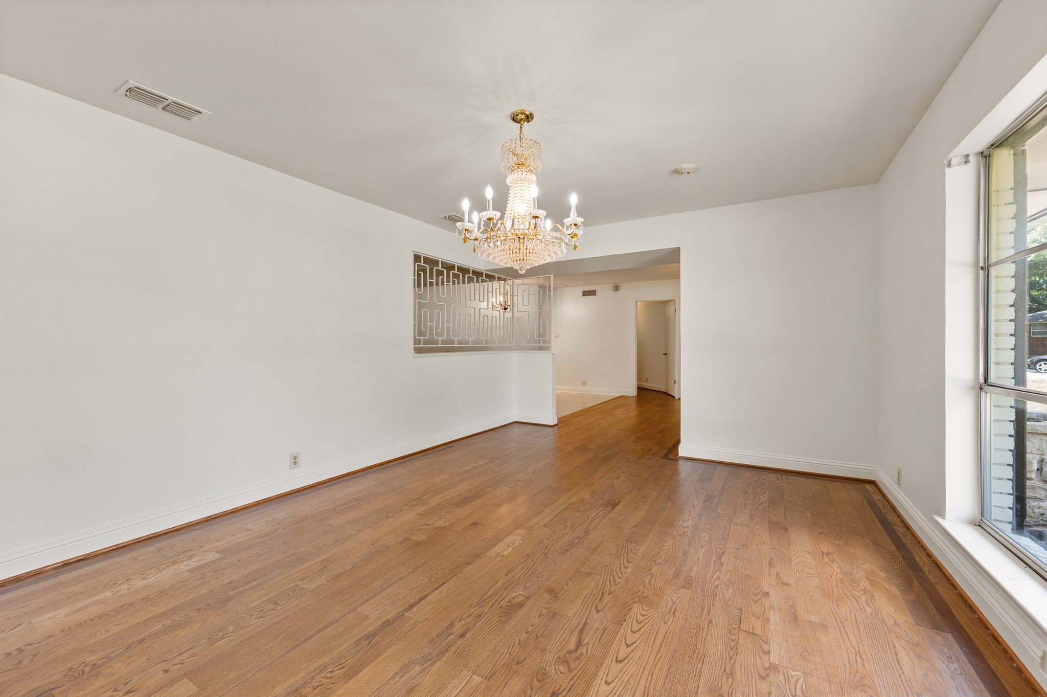 416 Brook Lane