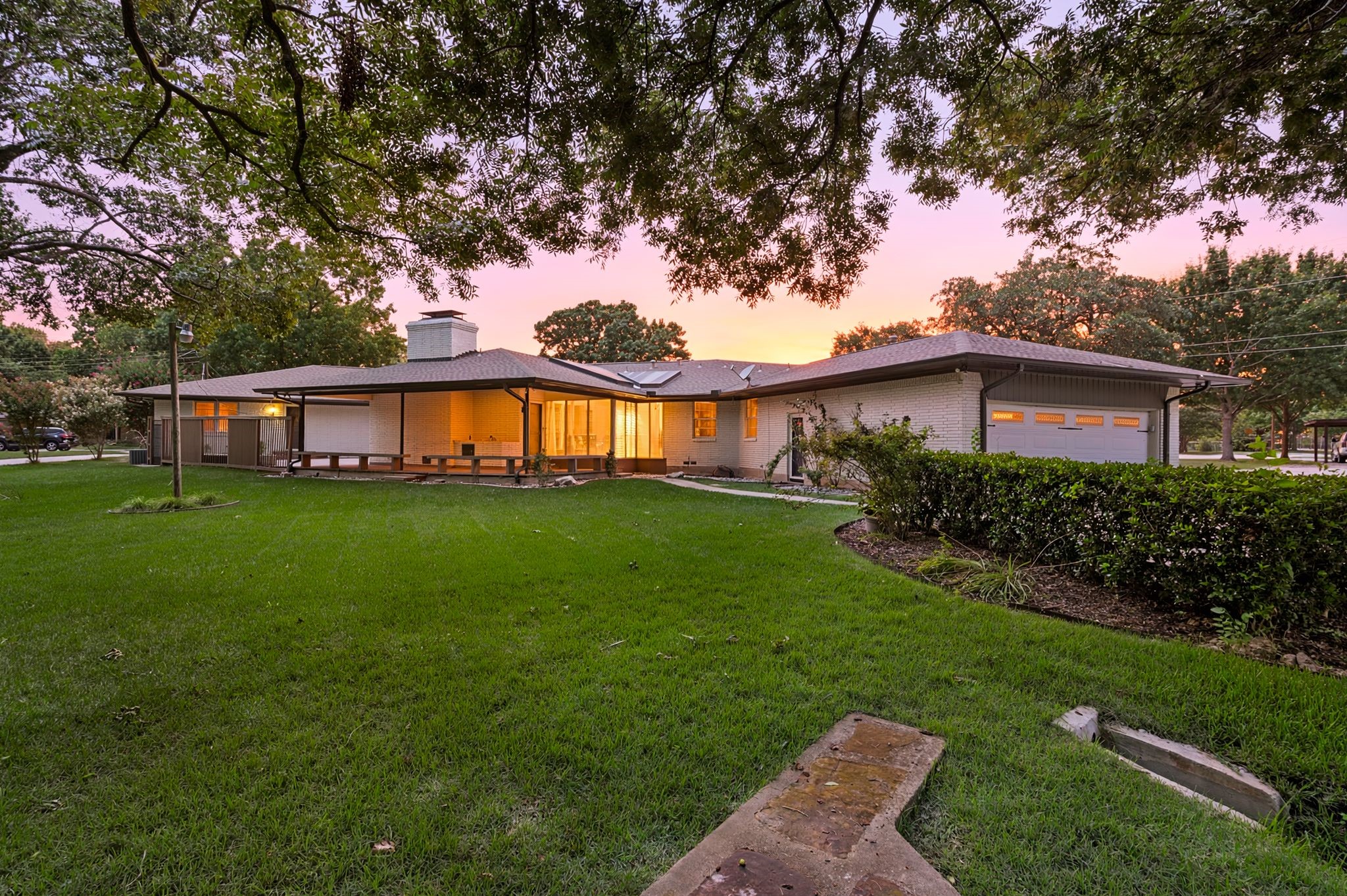 416 Brook Lane