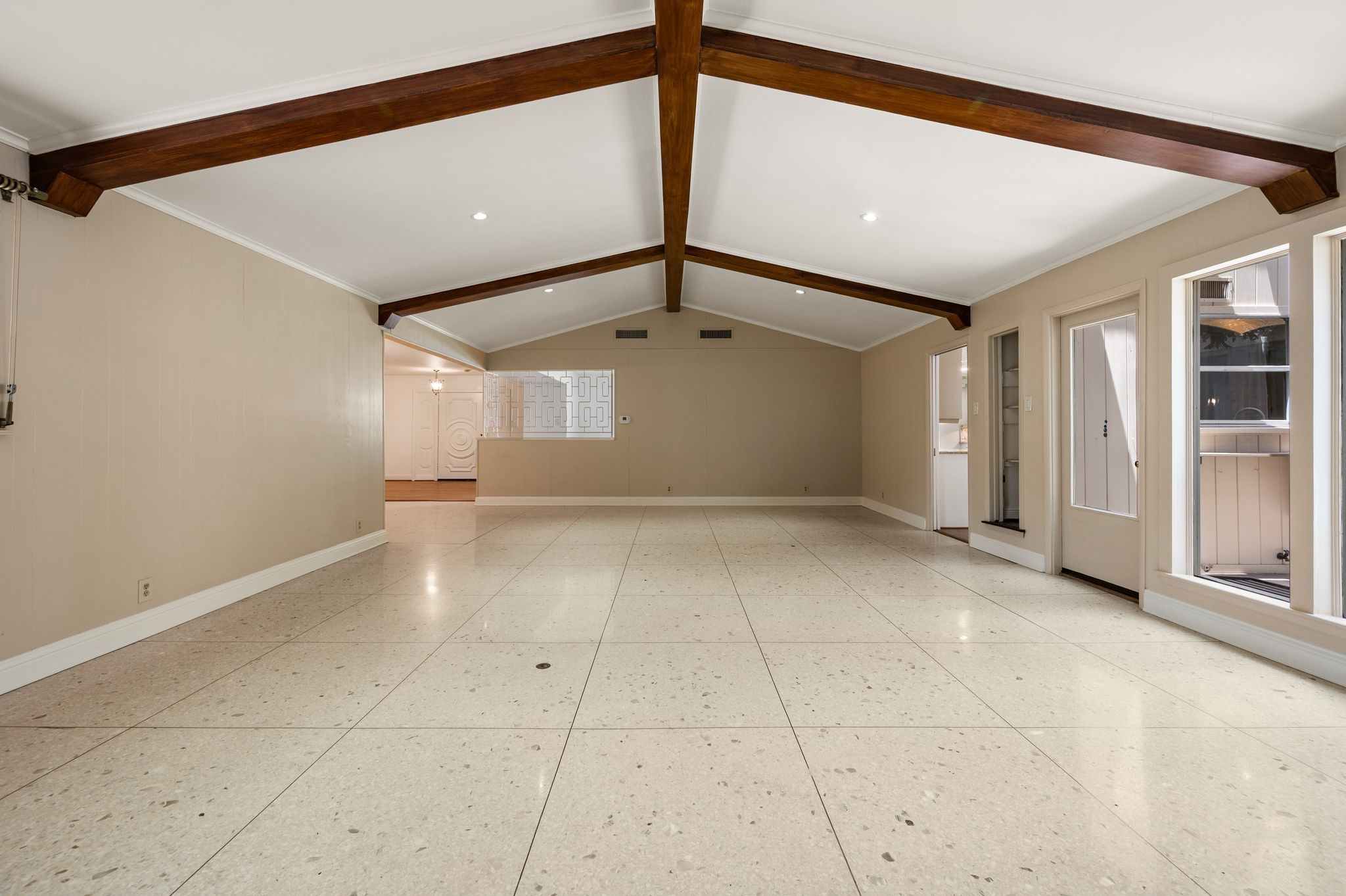 416 Brook Lane