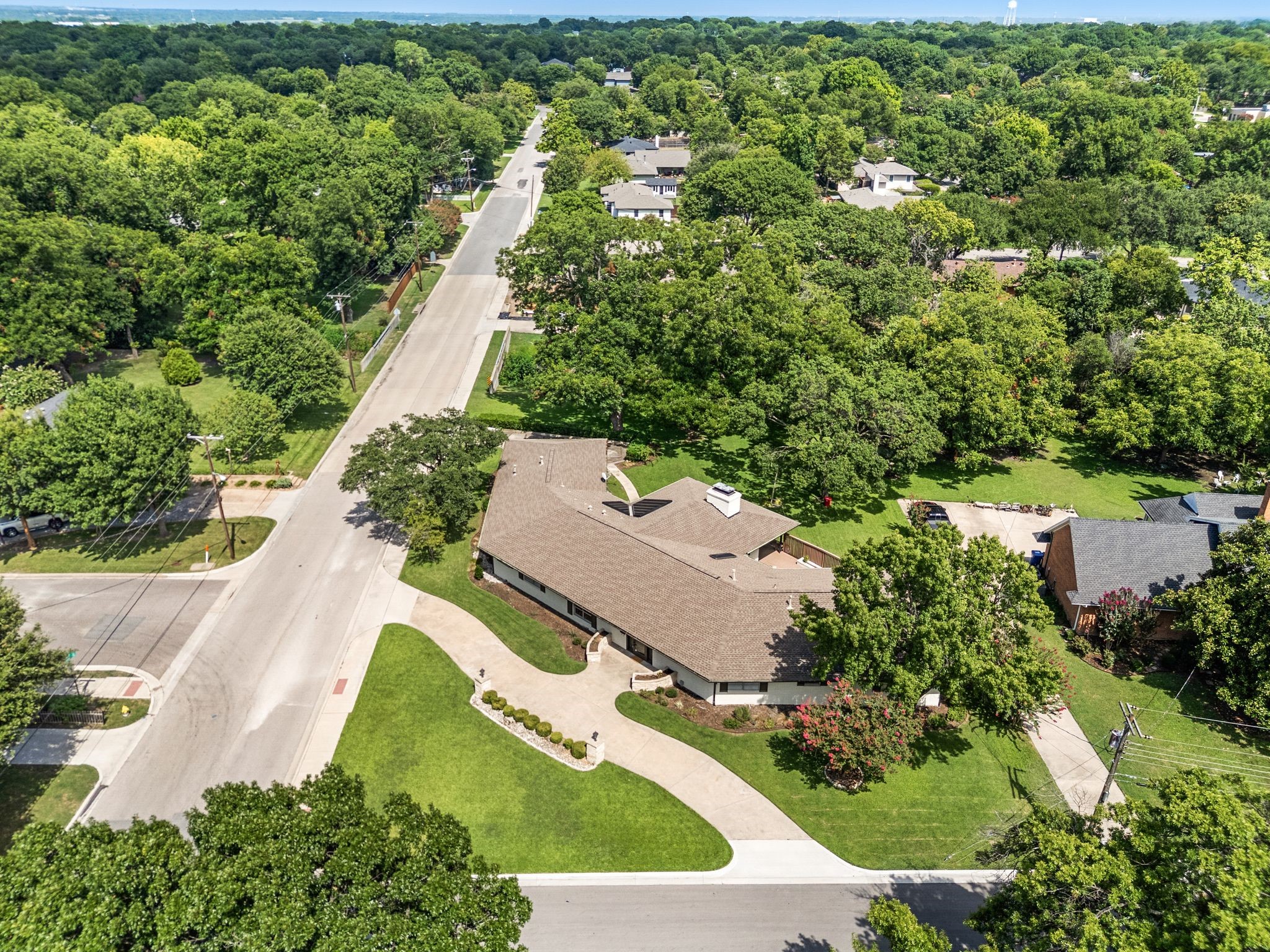 416 Brook Lane