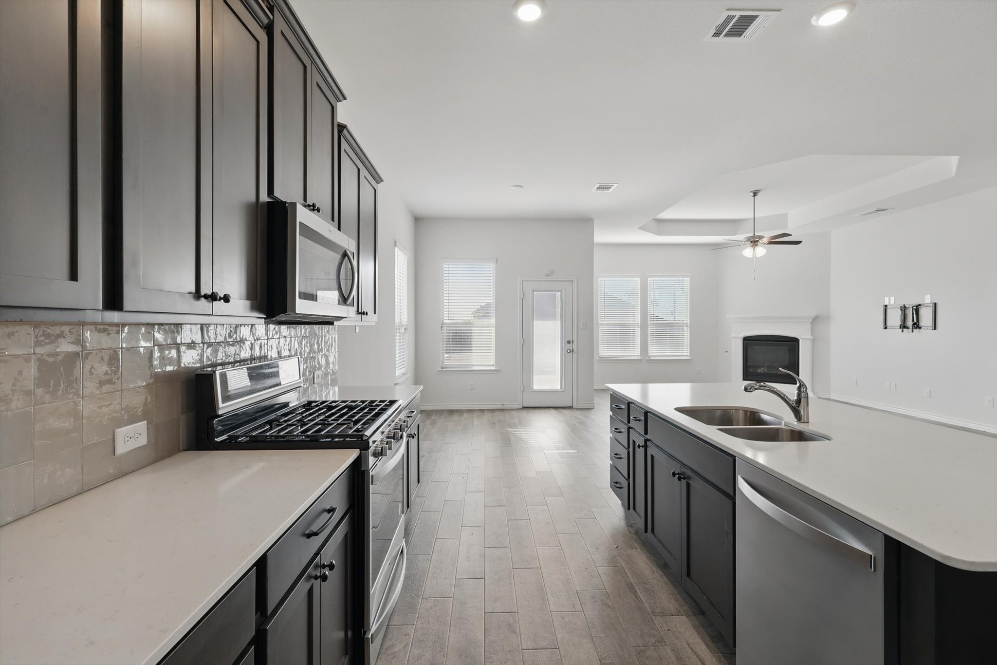 11112 Summer Rain Boulevard