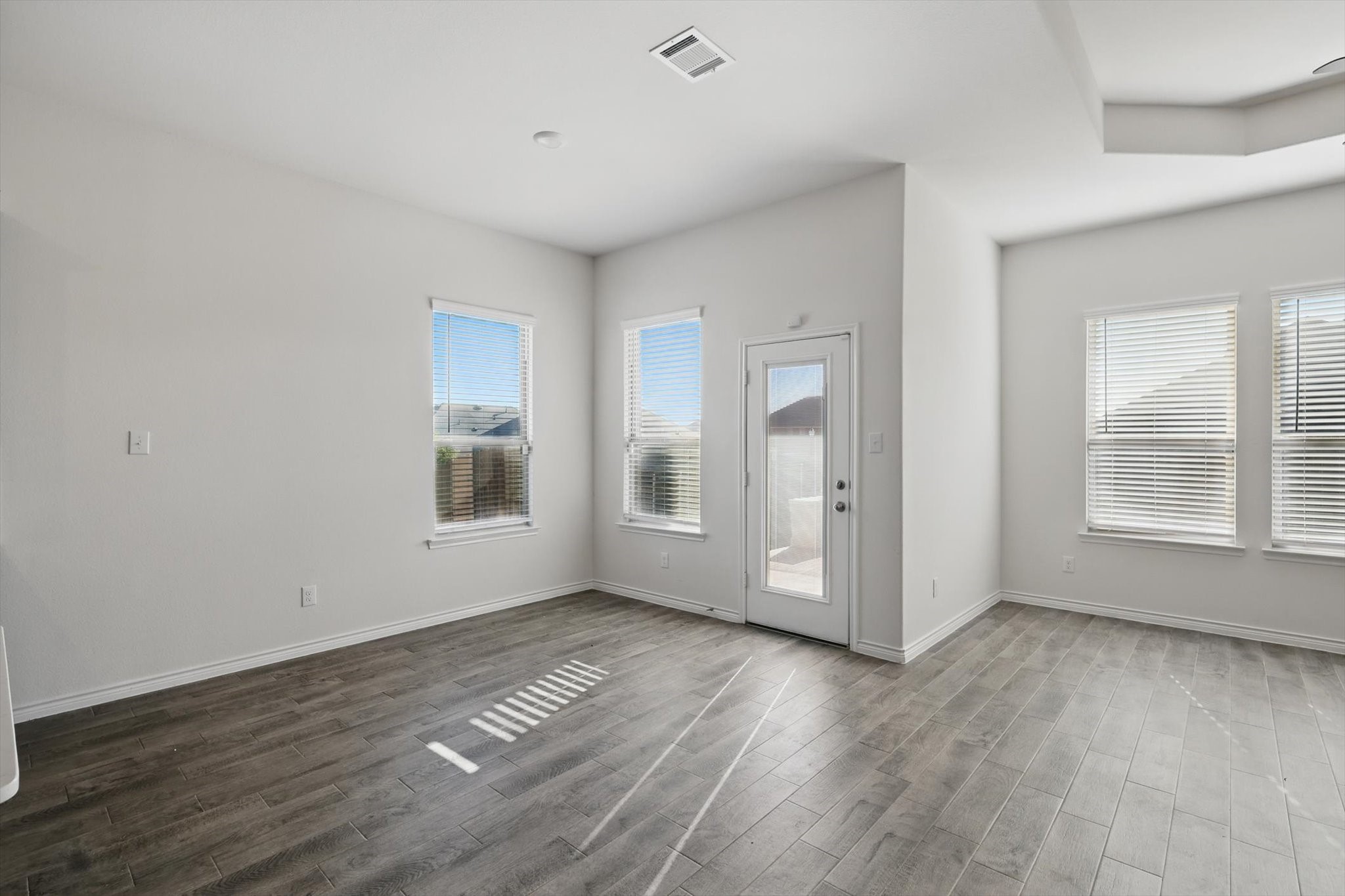 11112 Summer Rain Boulevard