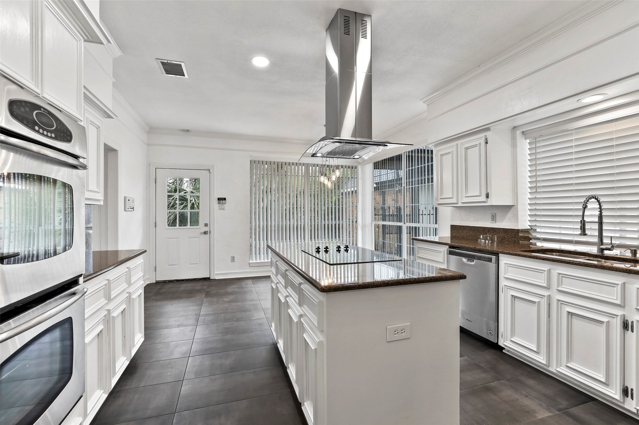 545 Oak Hill Drive