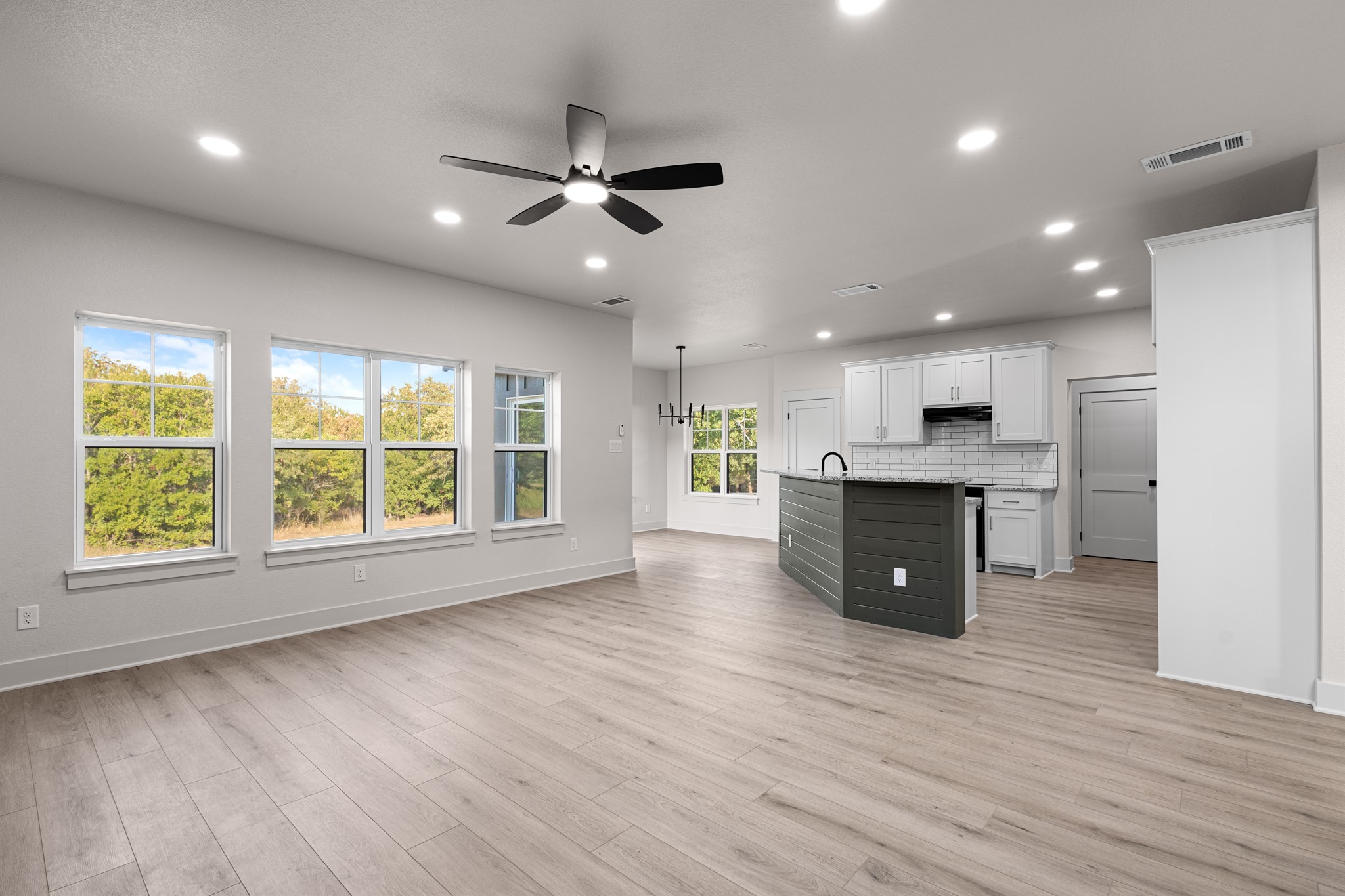 121 Jim Walter Drive