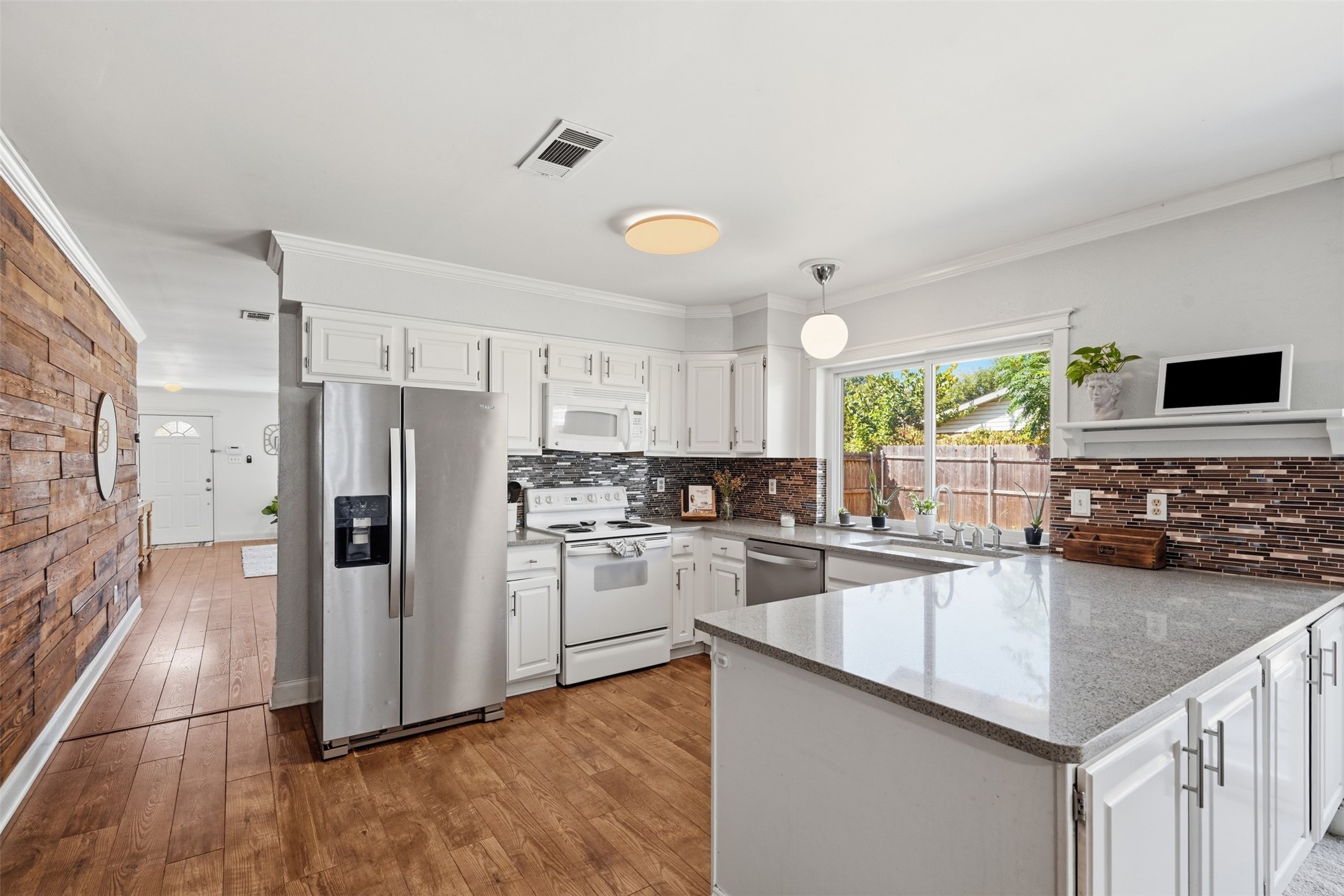 761 Mockingbird Drive