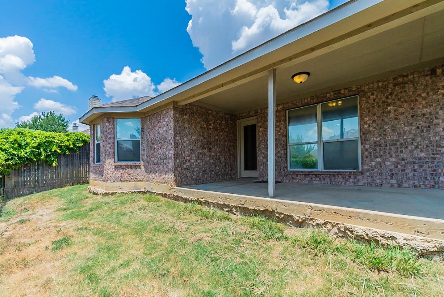 8741 Lariat Circle