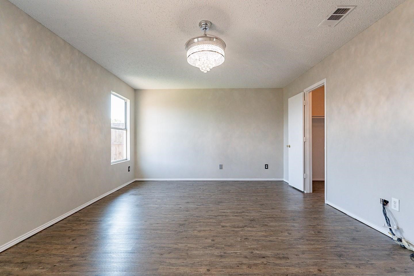 5432 Camarillo Drive