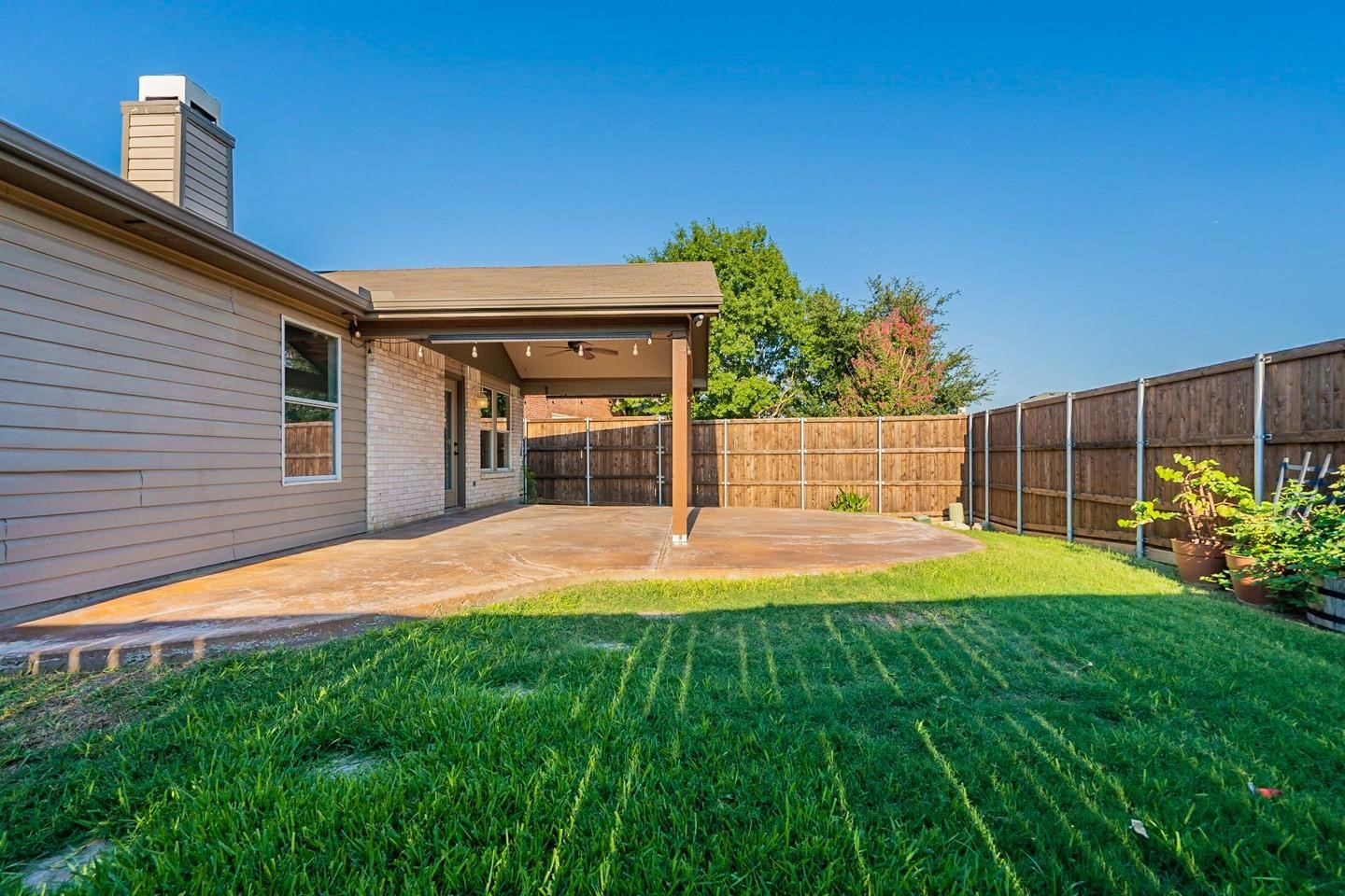 5432 Camarillo Drive