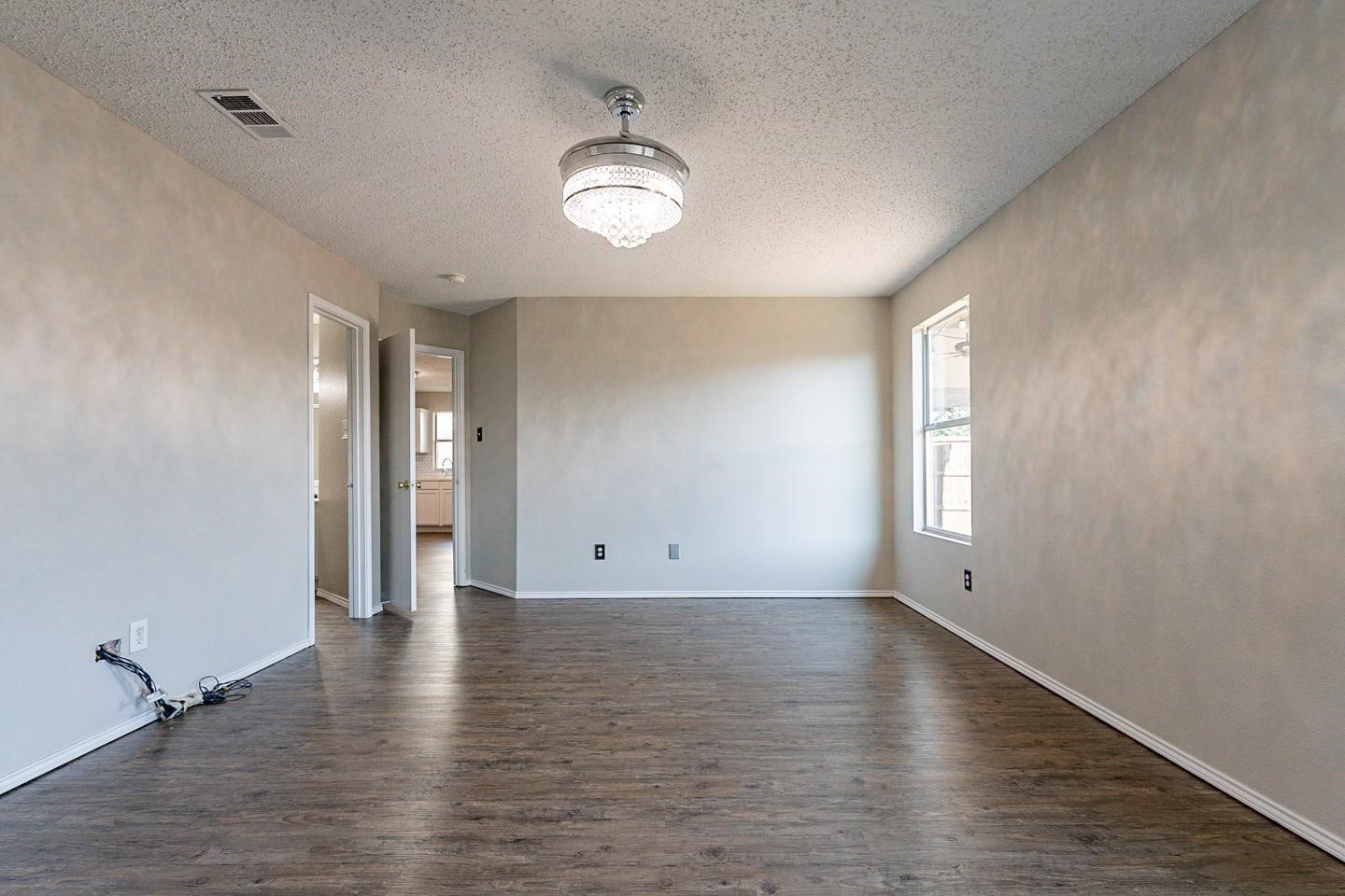 5432 Camarillo Drive