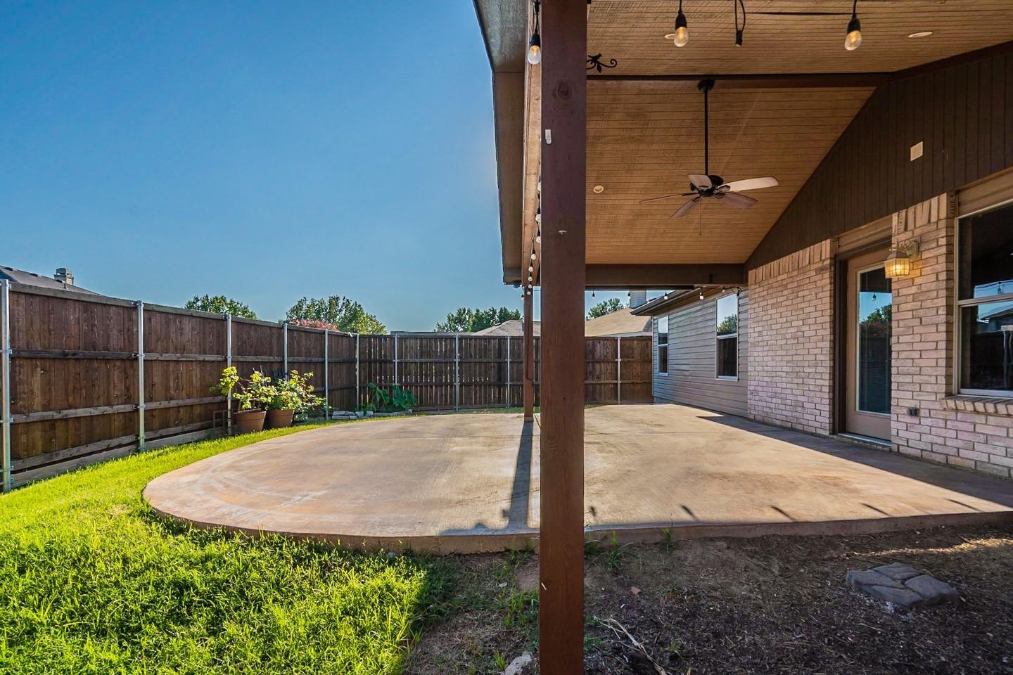 5432 Camarillo Drive