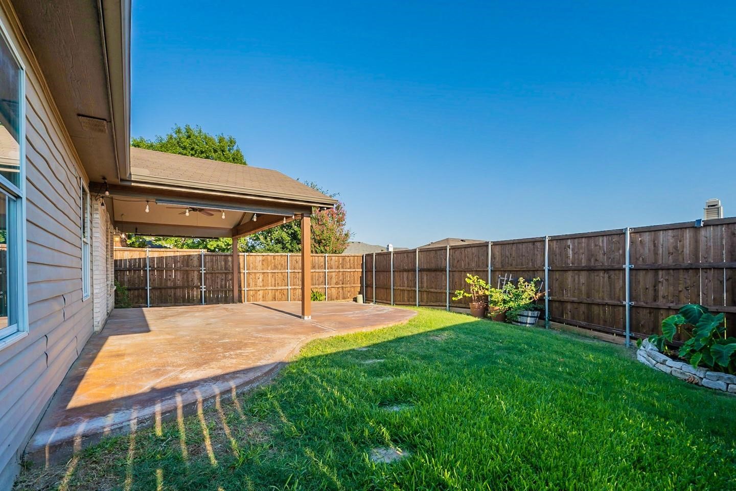 5432 Camarillo Drive