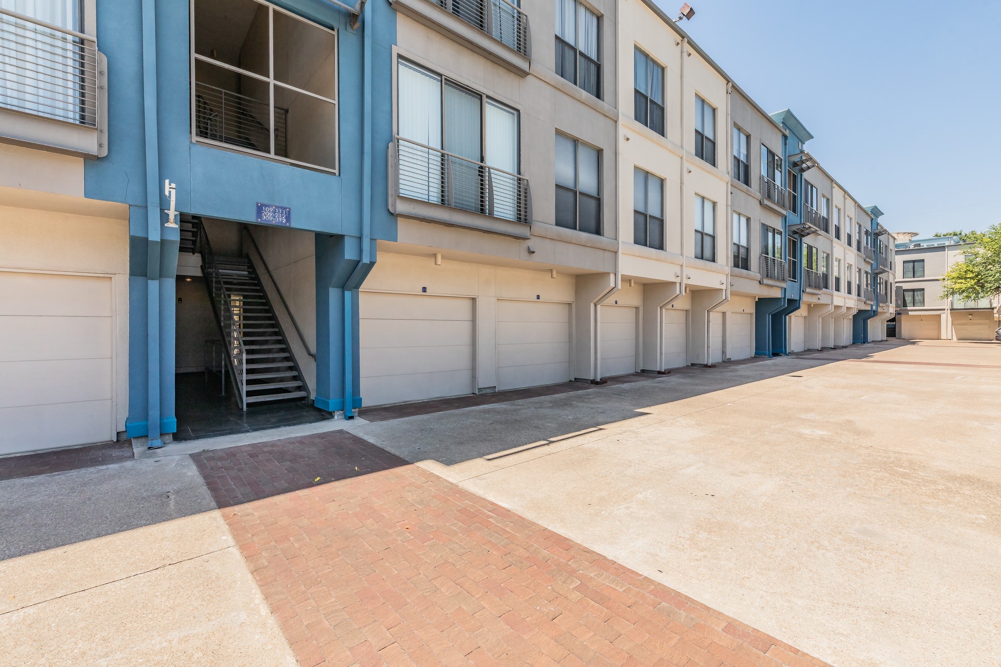 4414 Cedar Springs Road 310