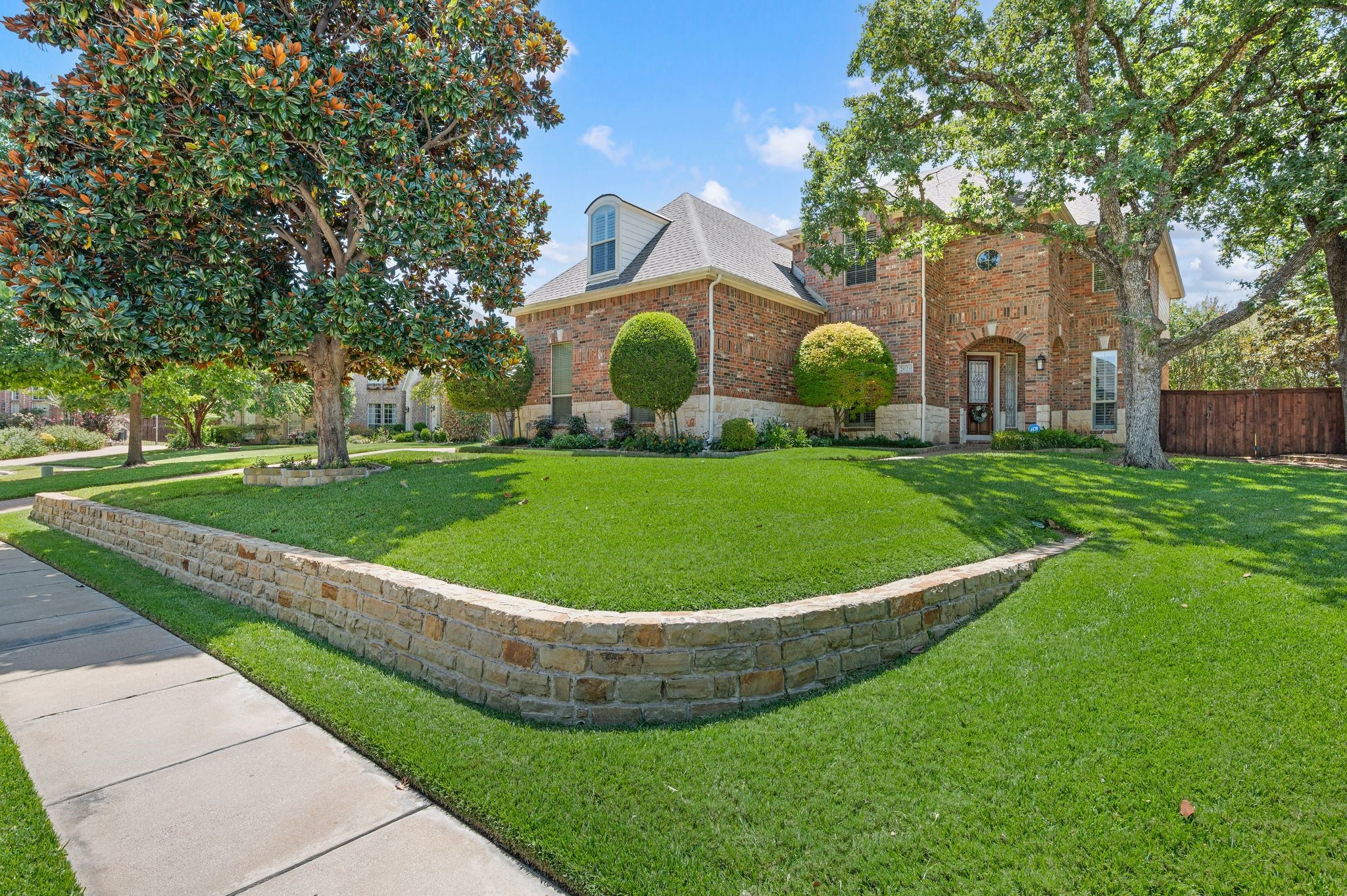 2020 Cedar Ridge Drive