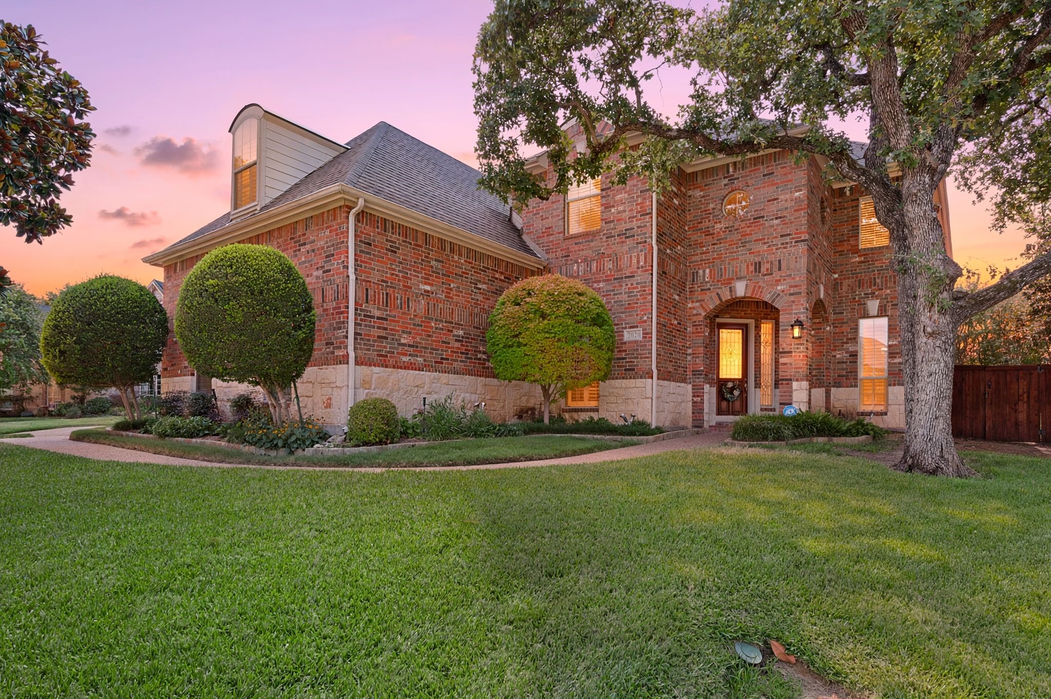 2020 Cedar Ridge Drive