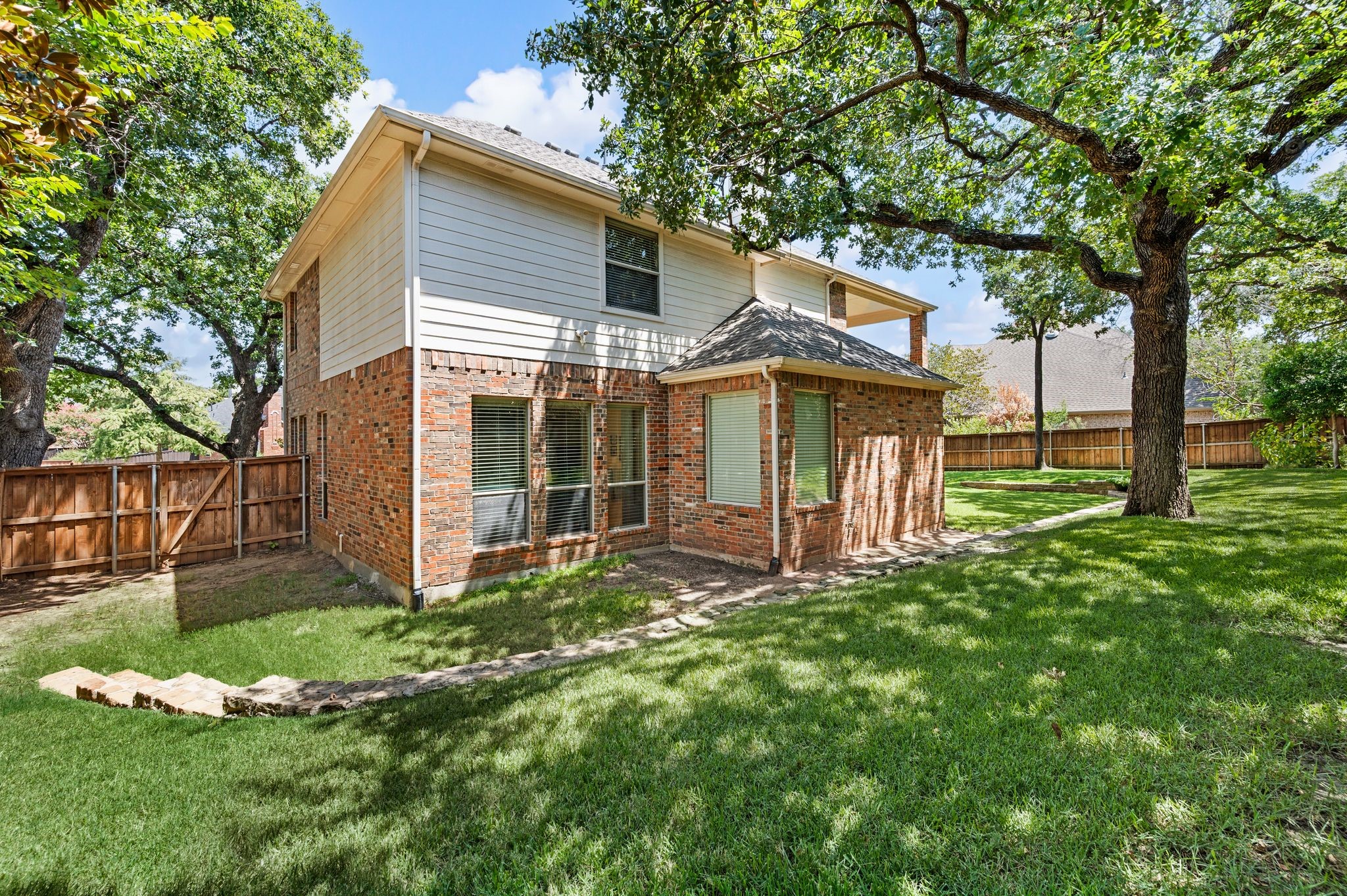2020 Cedar Ridge Drive