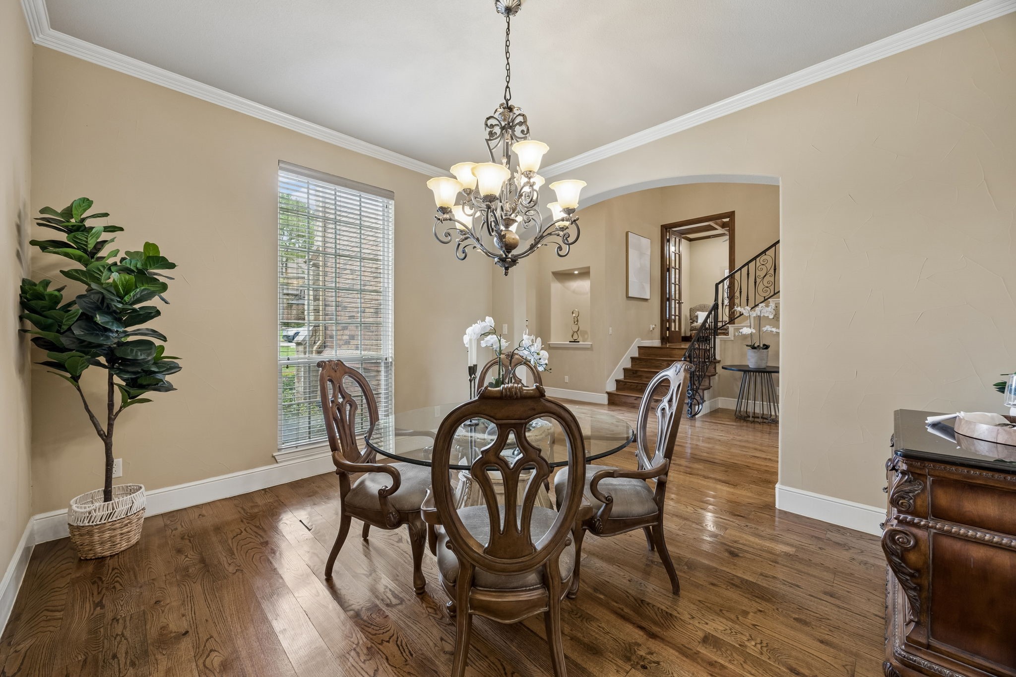 1313 Vanderbilt Drive