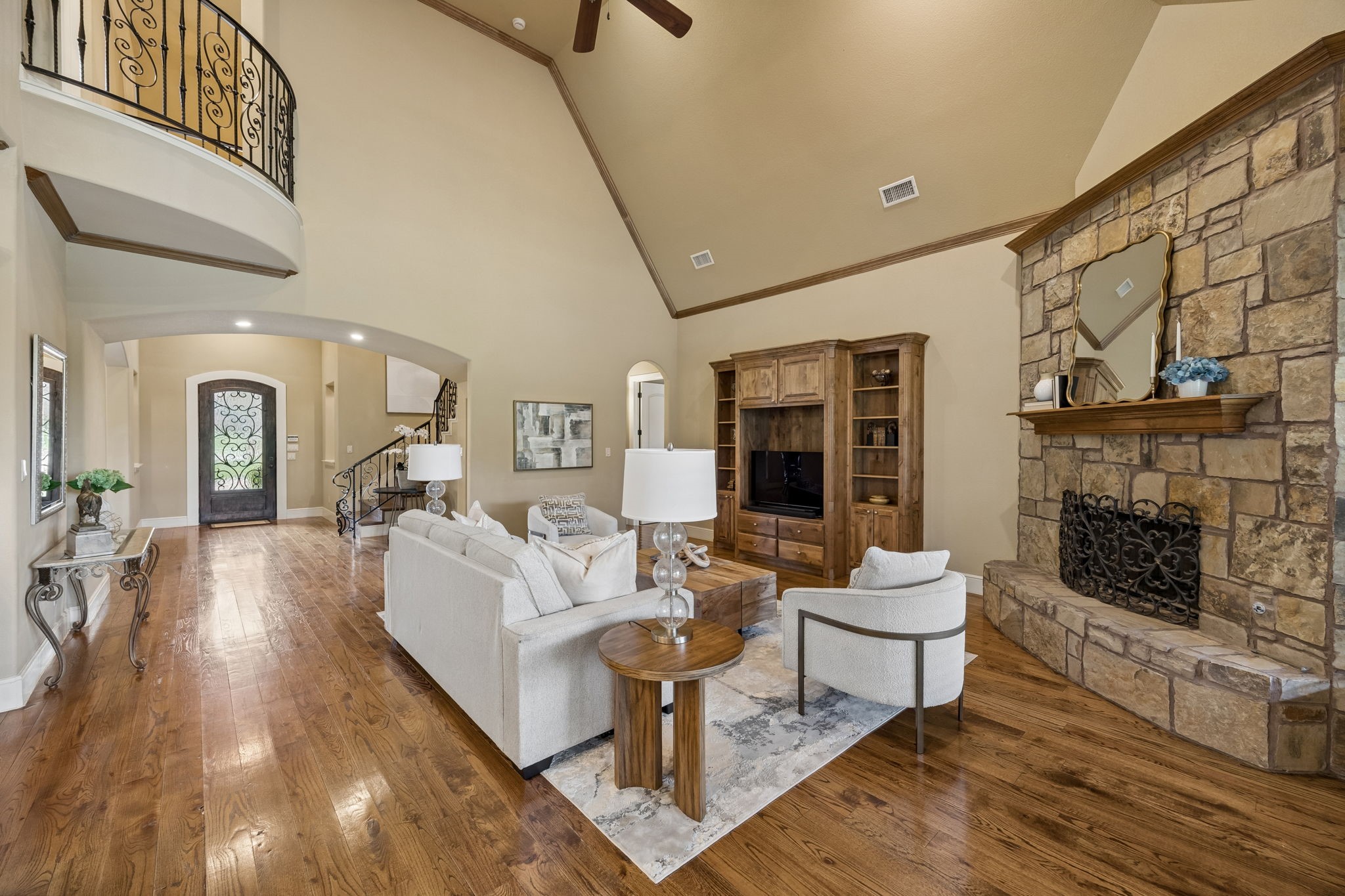 1313 Vanderbilt Drive