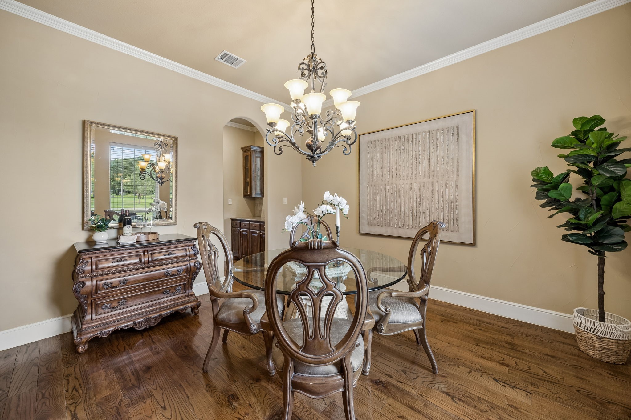 1313 Vanderbilt Drive