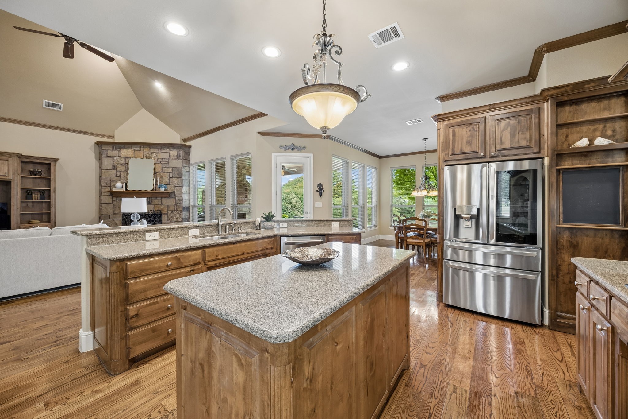 1313 Vanderbilt Drive