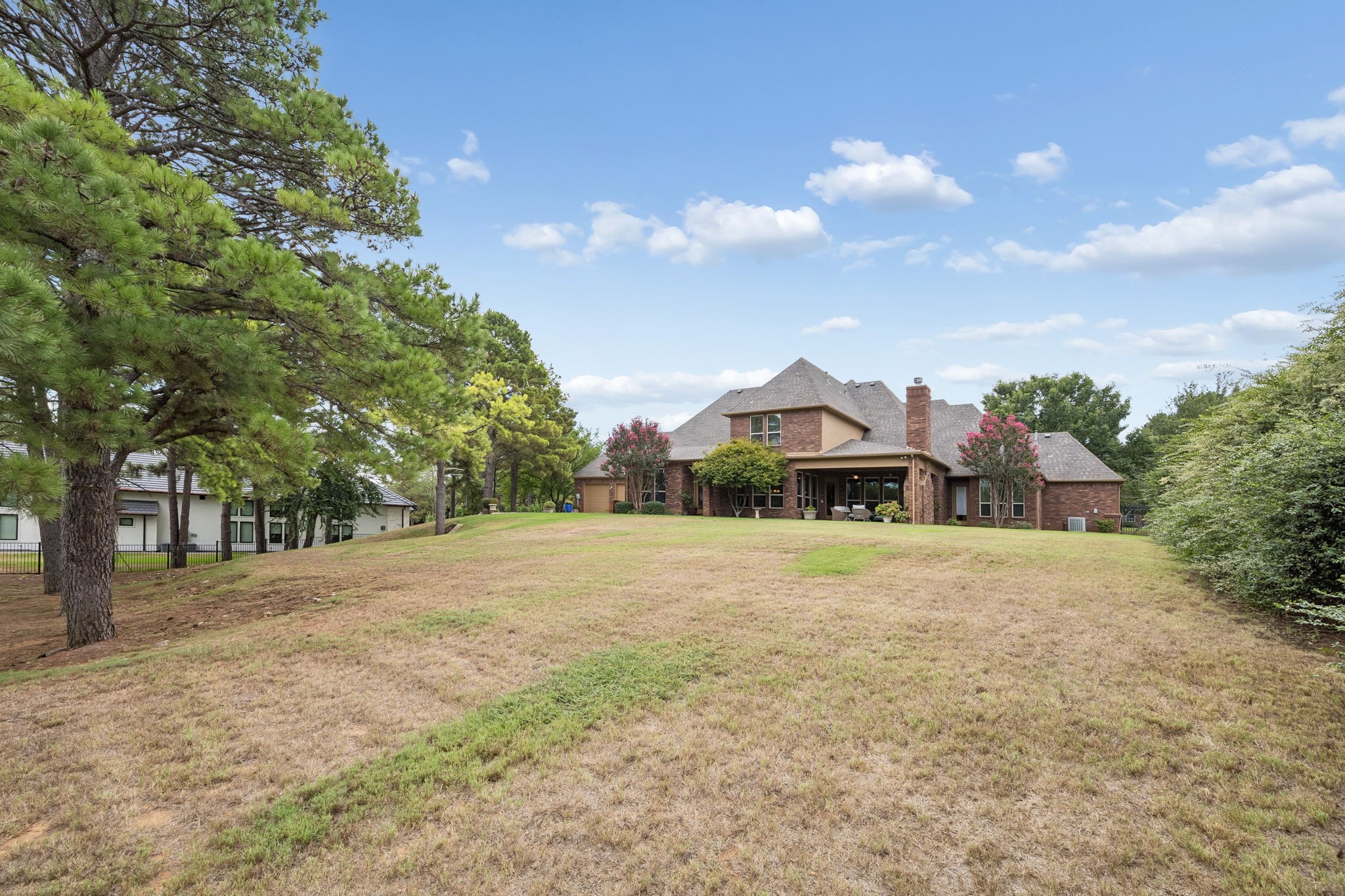 1313 Vanderbilt Drive