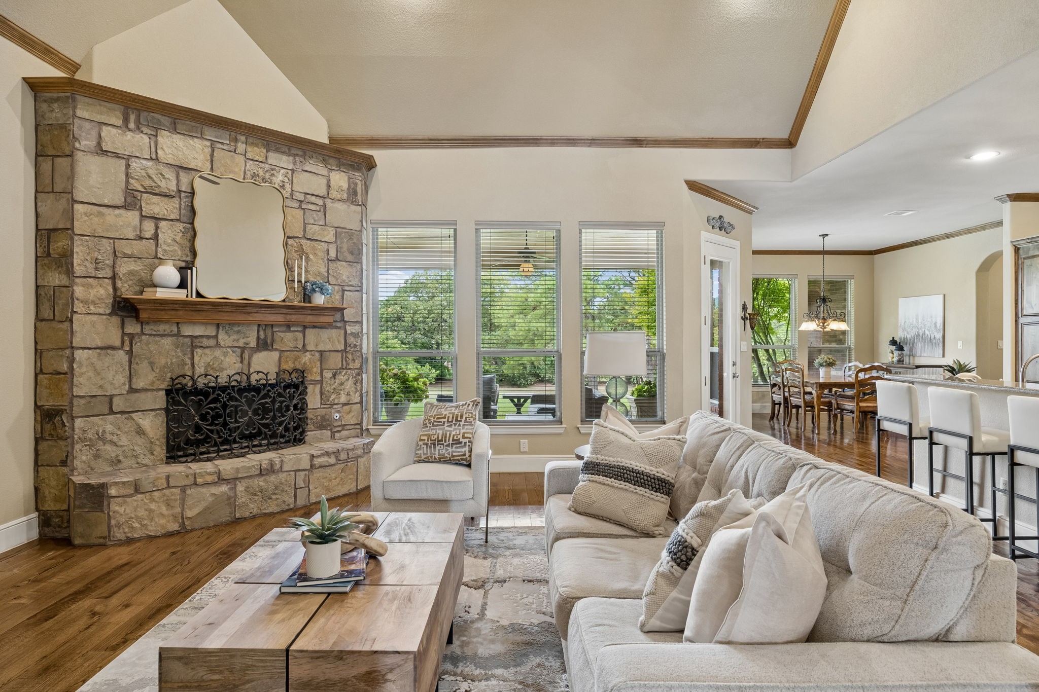 1313 Vanderbilt Drive