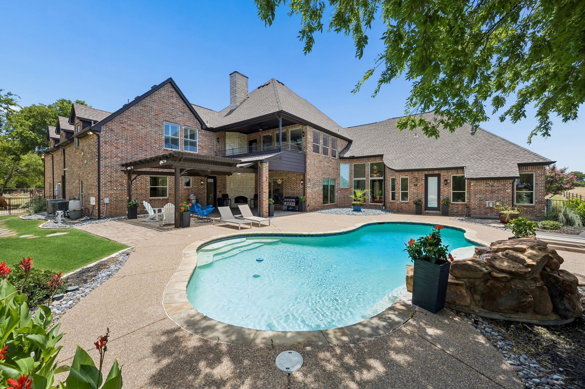 9516 Park Drive