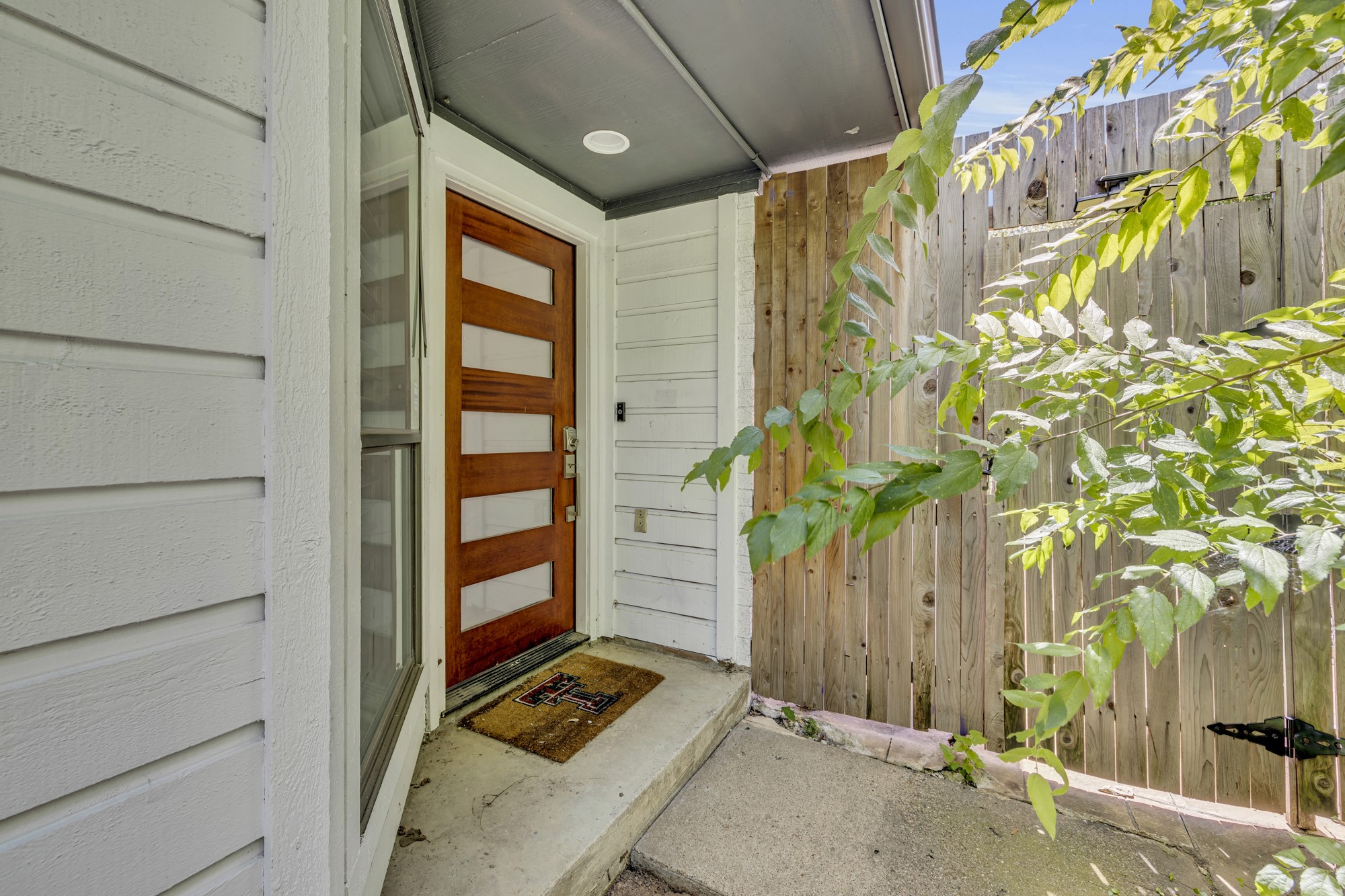 2422 Libra Drive