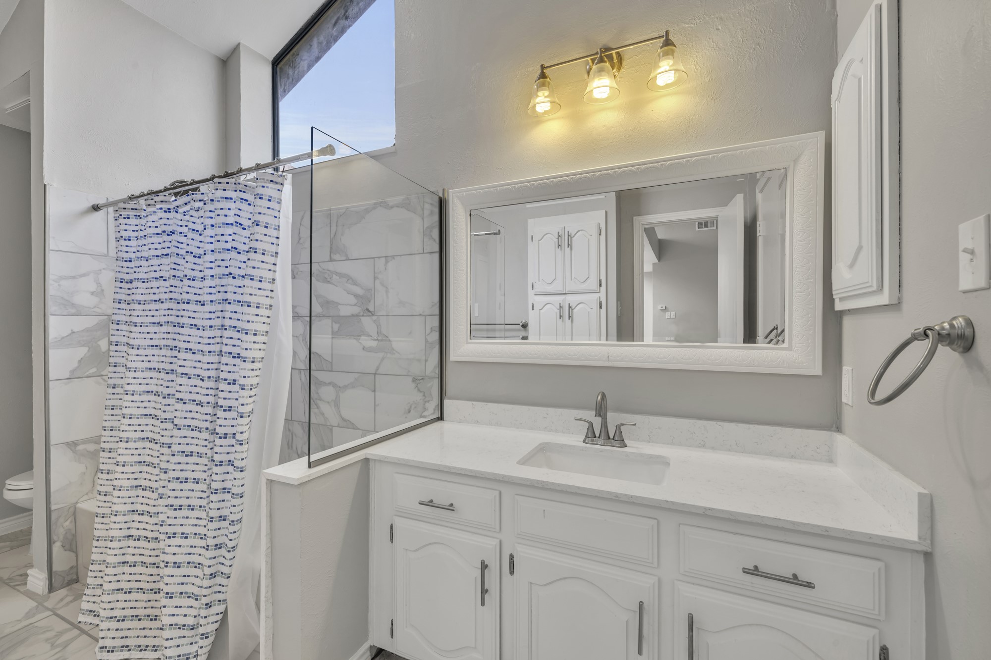 2422 Libra Drive