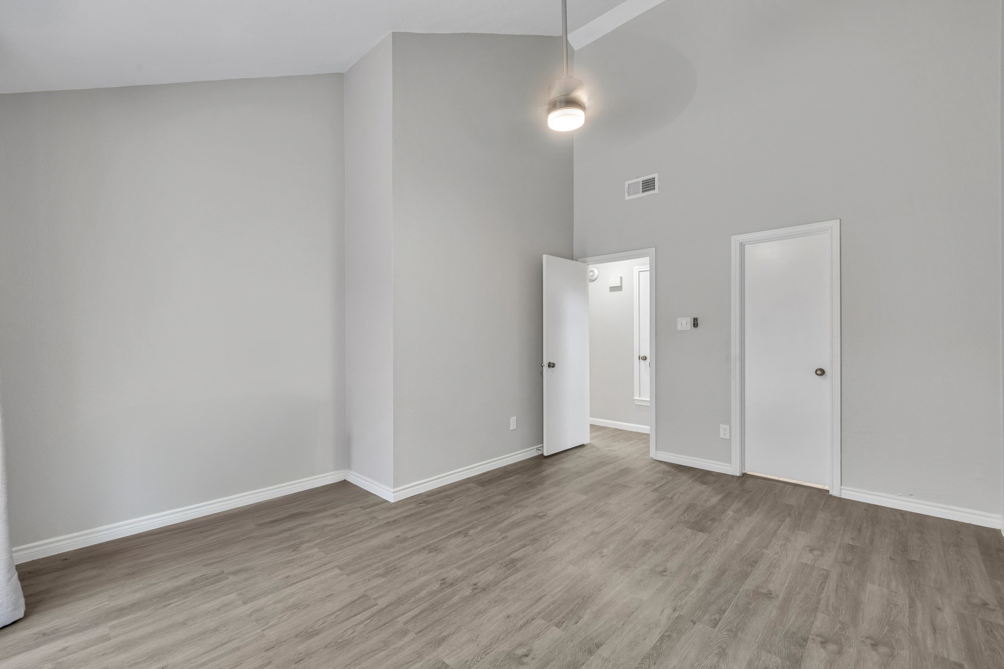 2422 Libra Drive
