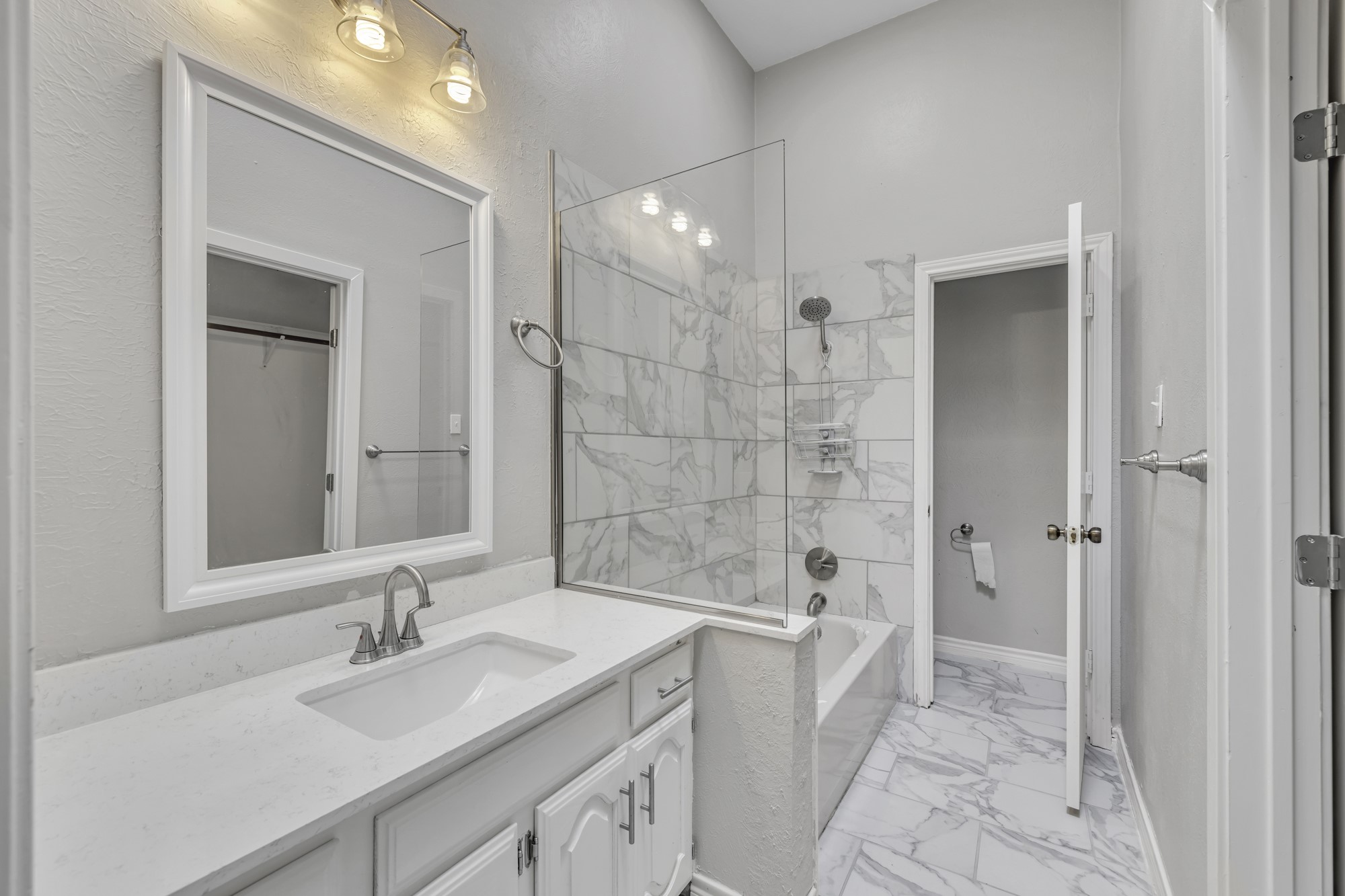 2422 Libra Drive