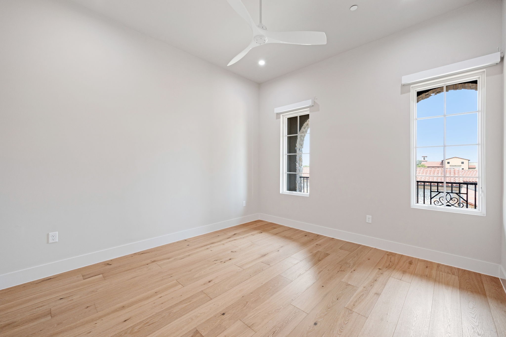 49 Arta Drive 103