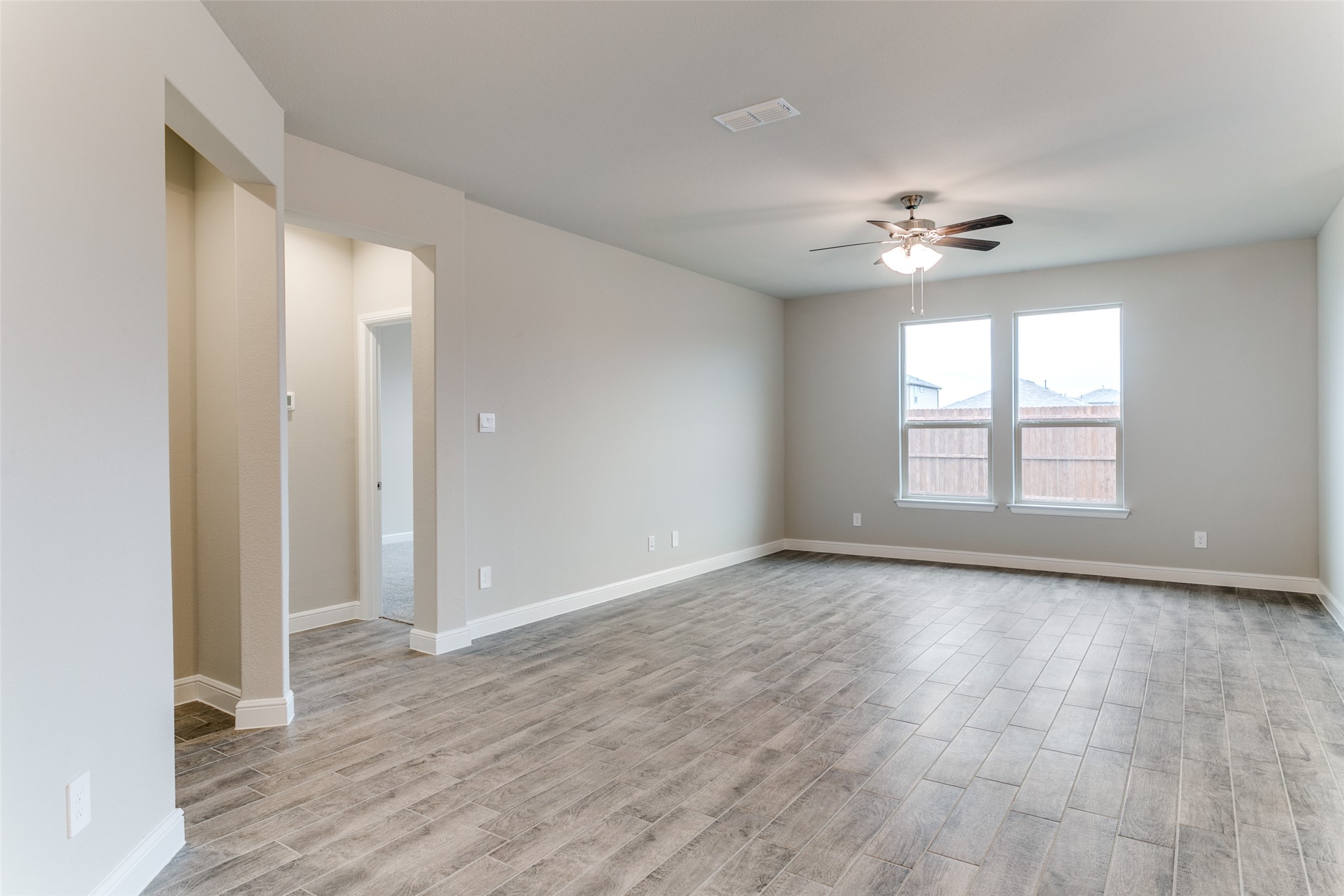 1117 Southwark Drive