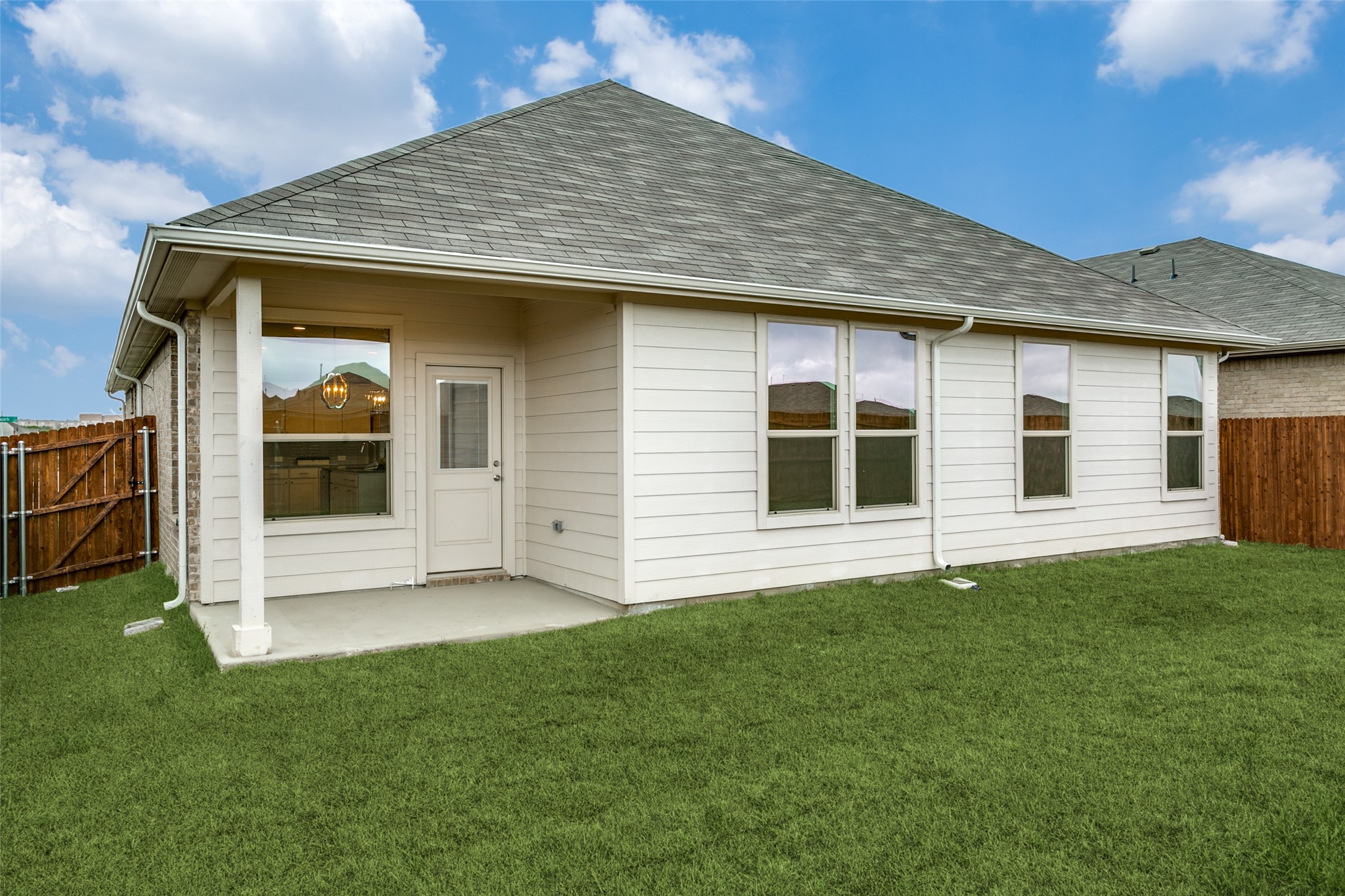 1117 Southwark Drive