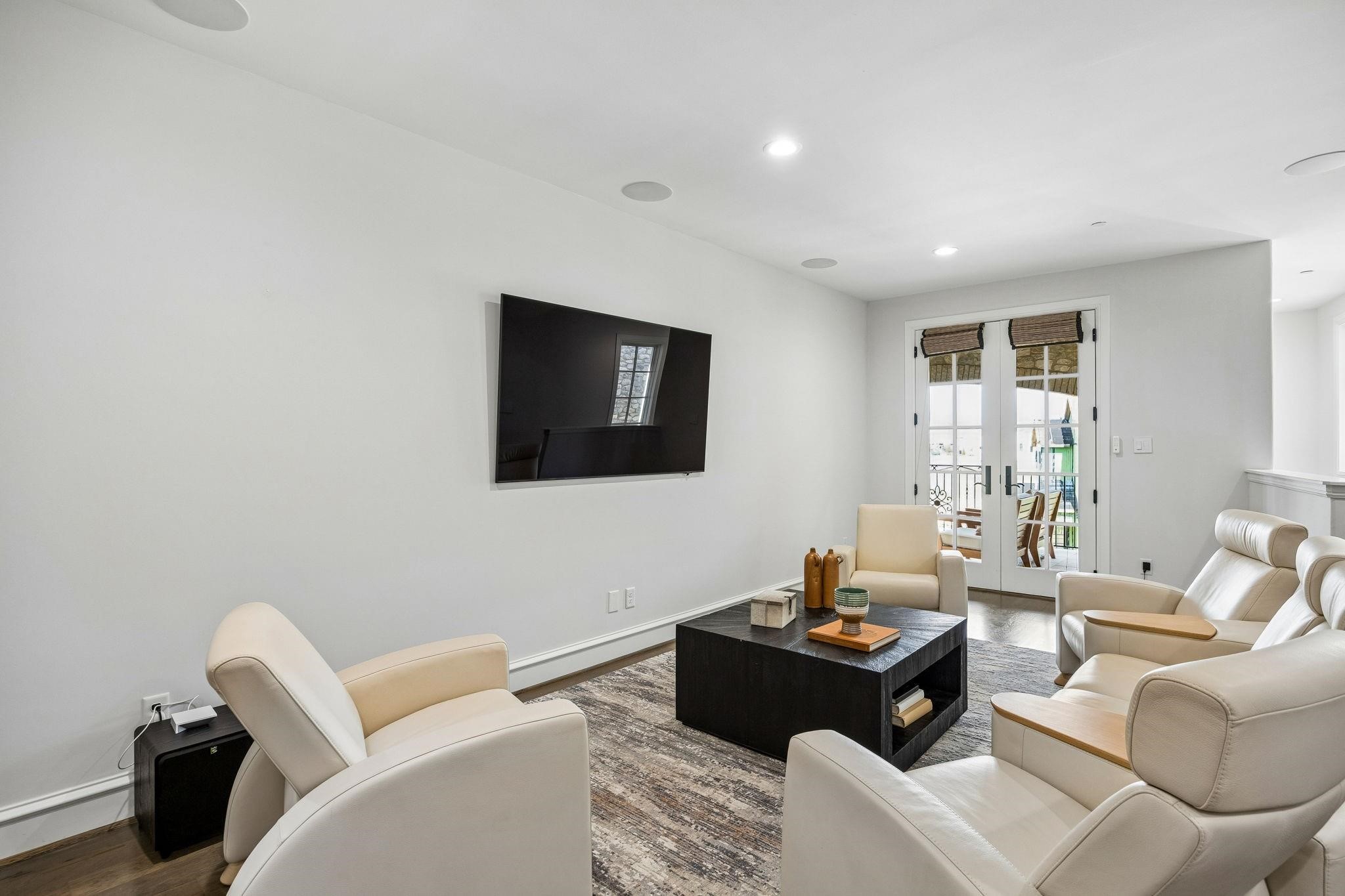24 Comillas Drive