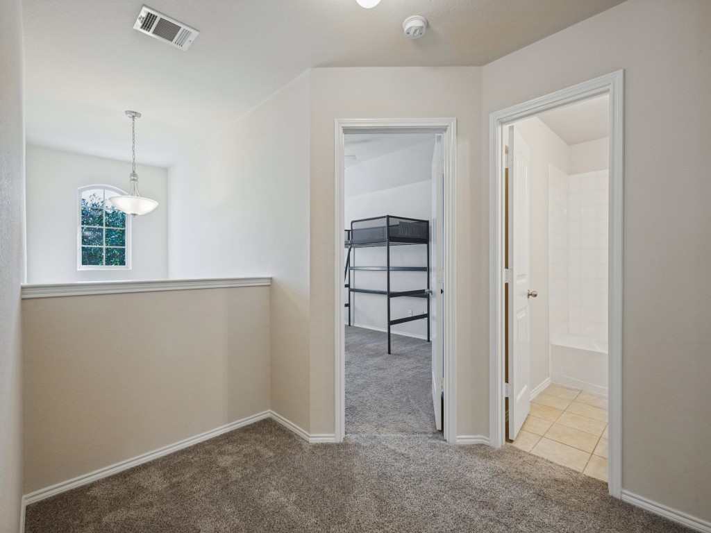 1201 Jasper Crossing