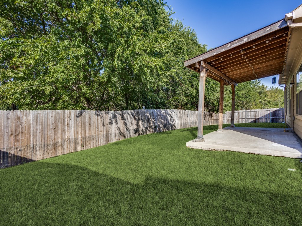1201 Jasper Crossing