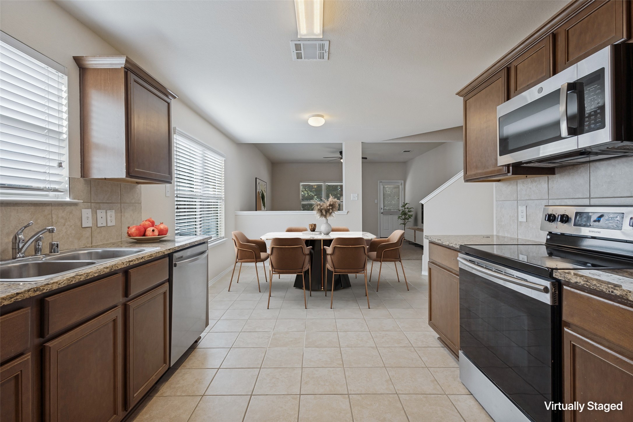 1201 Jasper Crossing