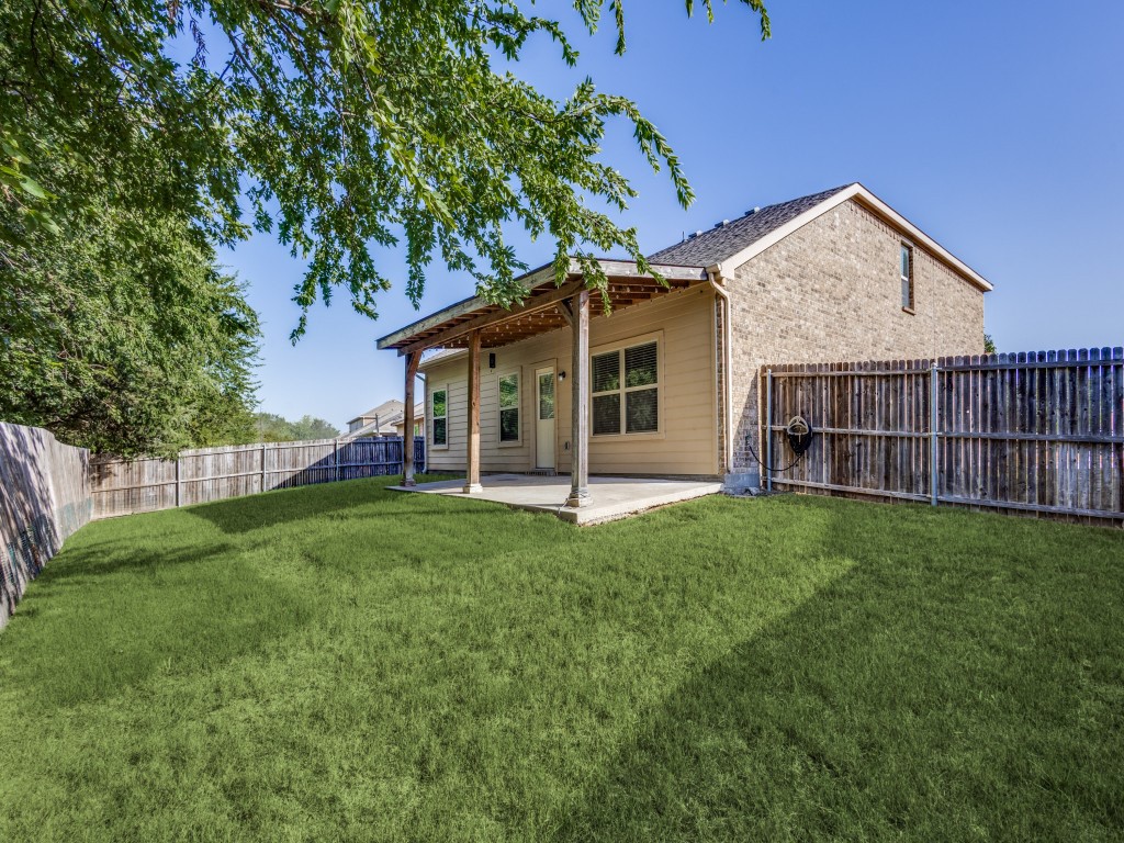 1201 Jasper Crossing