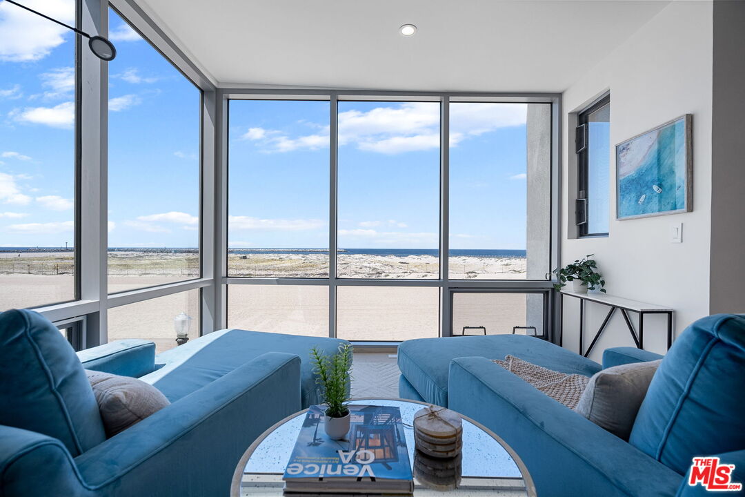 5205 Ocean Front Walk Unit: 201