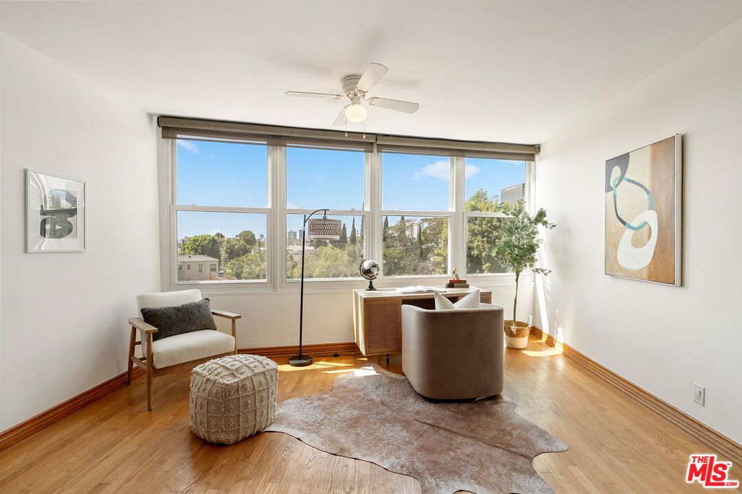 10725 Ohio Ave Unit: 2