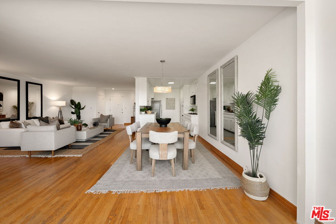 10725 Ohio Ave Unit: 2