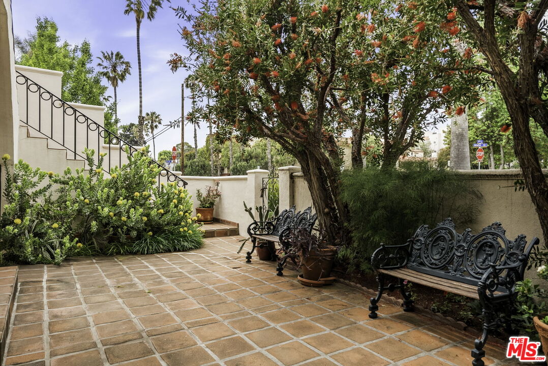 1702 Idaho Ave Unit: 3