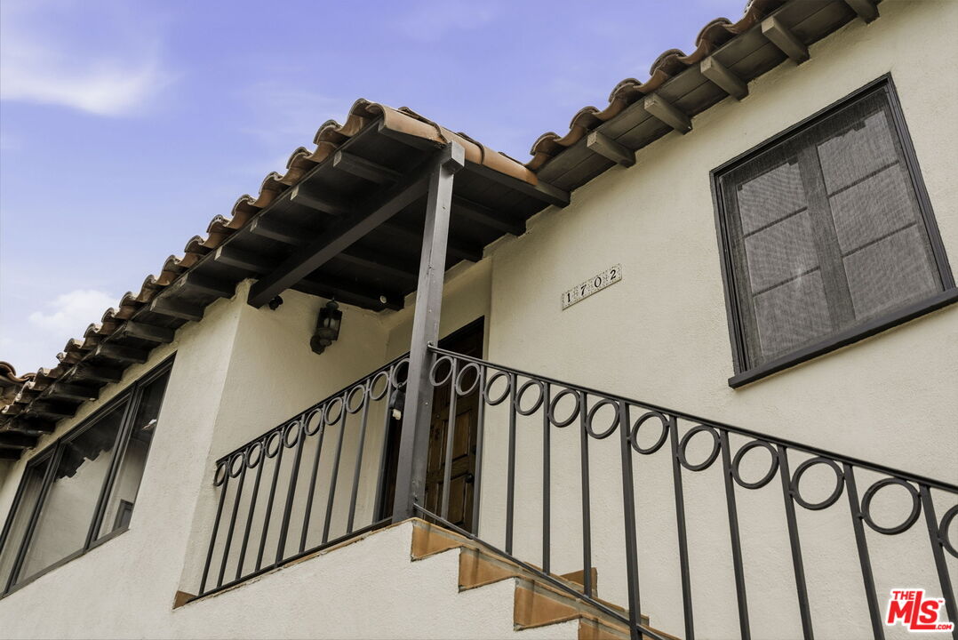 1702 Idaho Ave Unit: 3