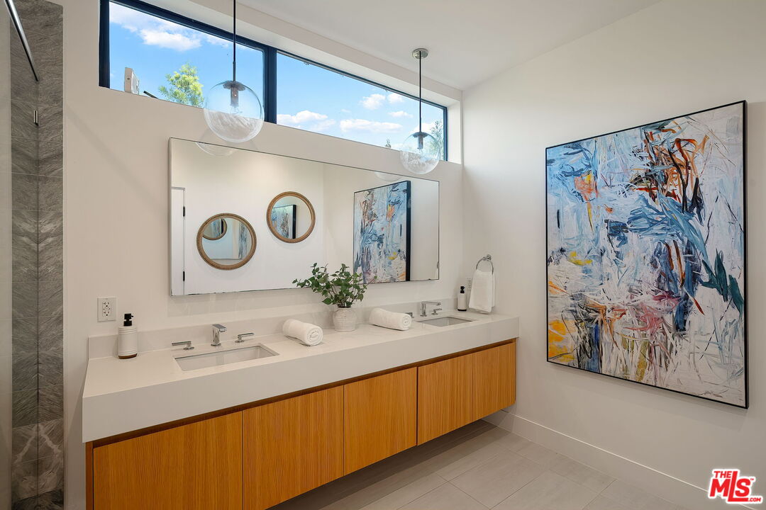 1927 18th St Unit: B