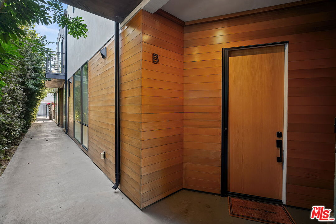 1927 18th St Unit: B