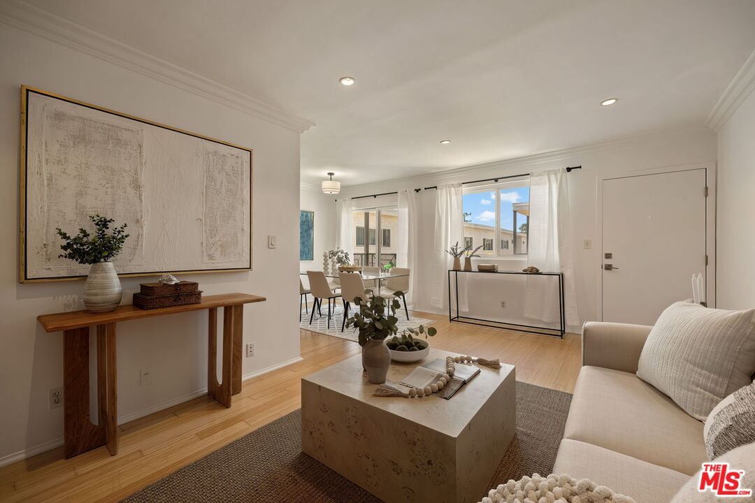 2721 2nd St Unit: 205
